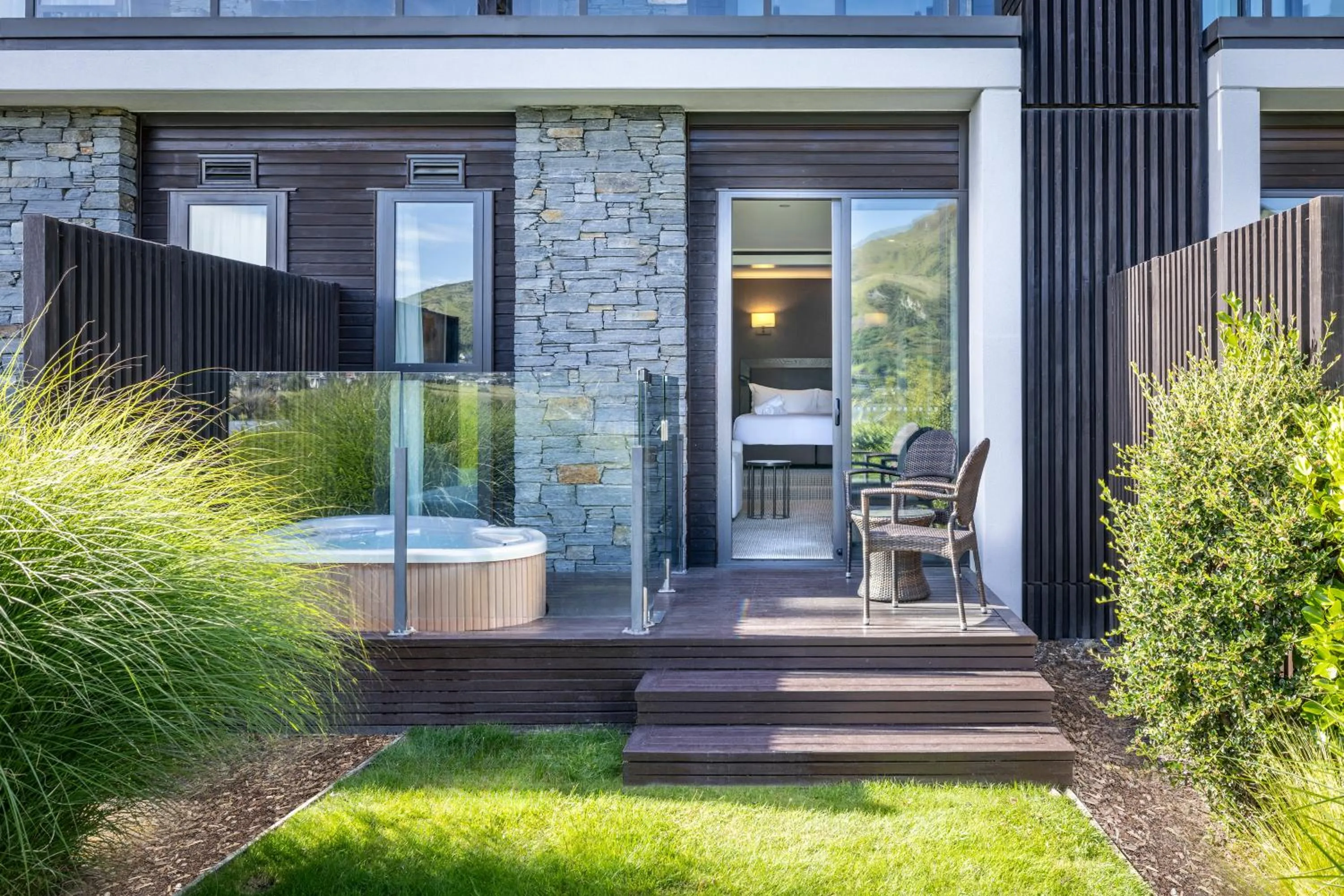 Hot Tub in Hilton Queenstown Resort & Spa