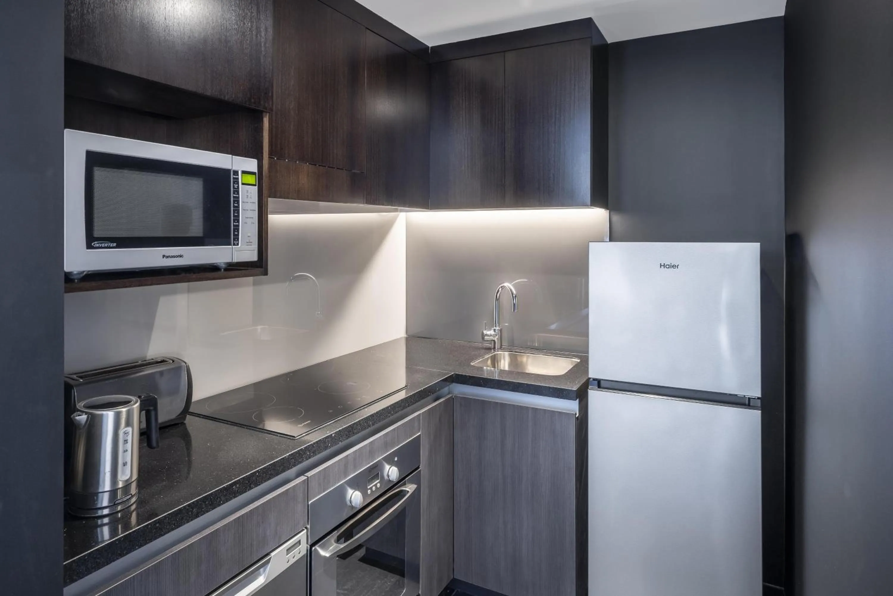 Kitchen or kitchenette in Hilton Queenstown Resort & Spa