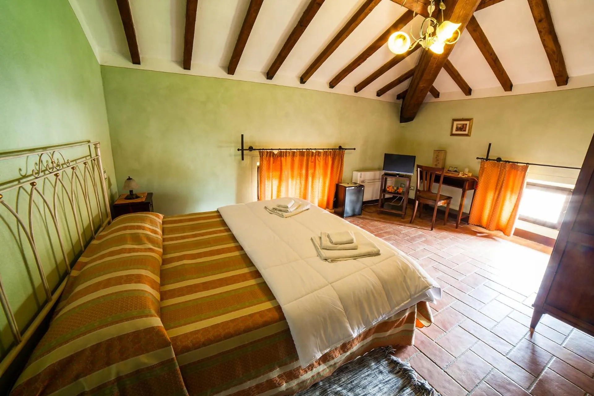 Bed in Villa Moorings