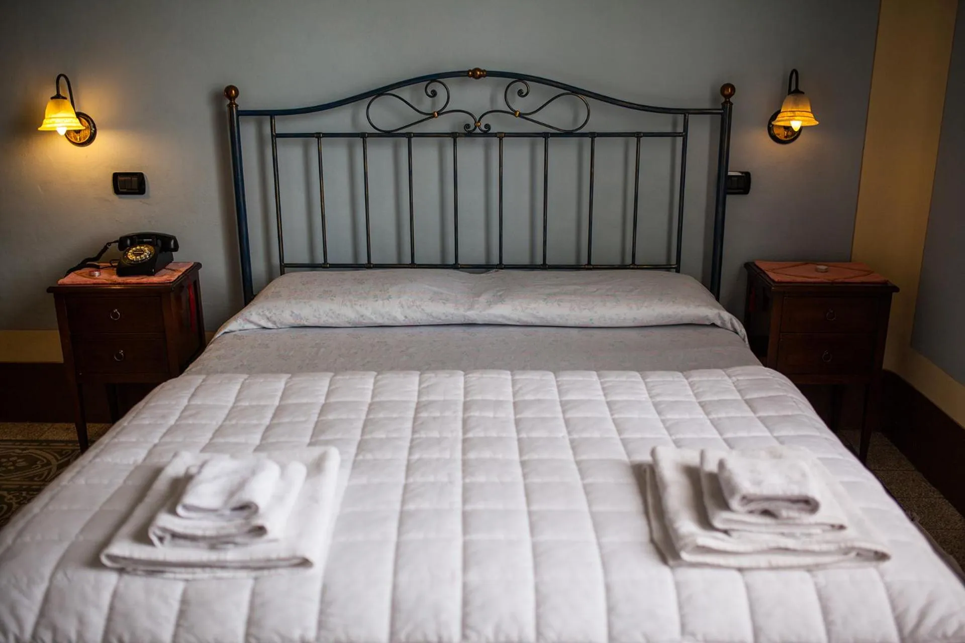 Bed in Villa Moorings