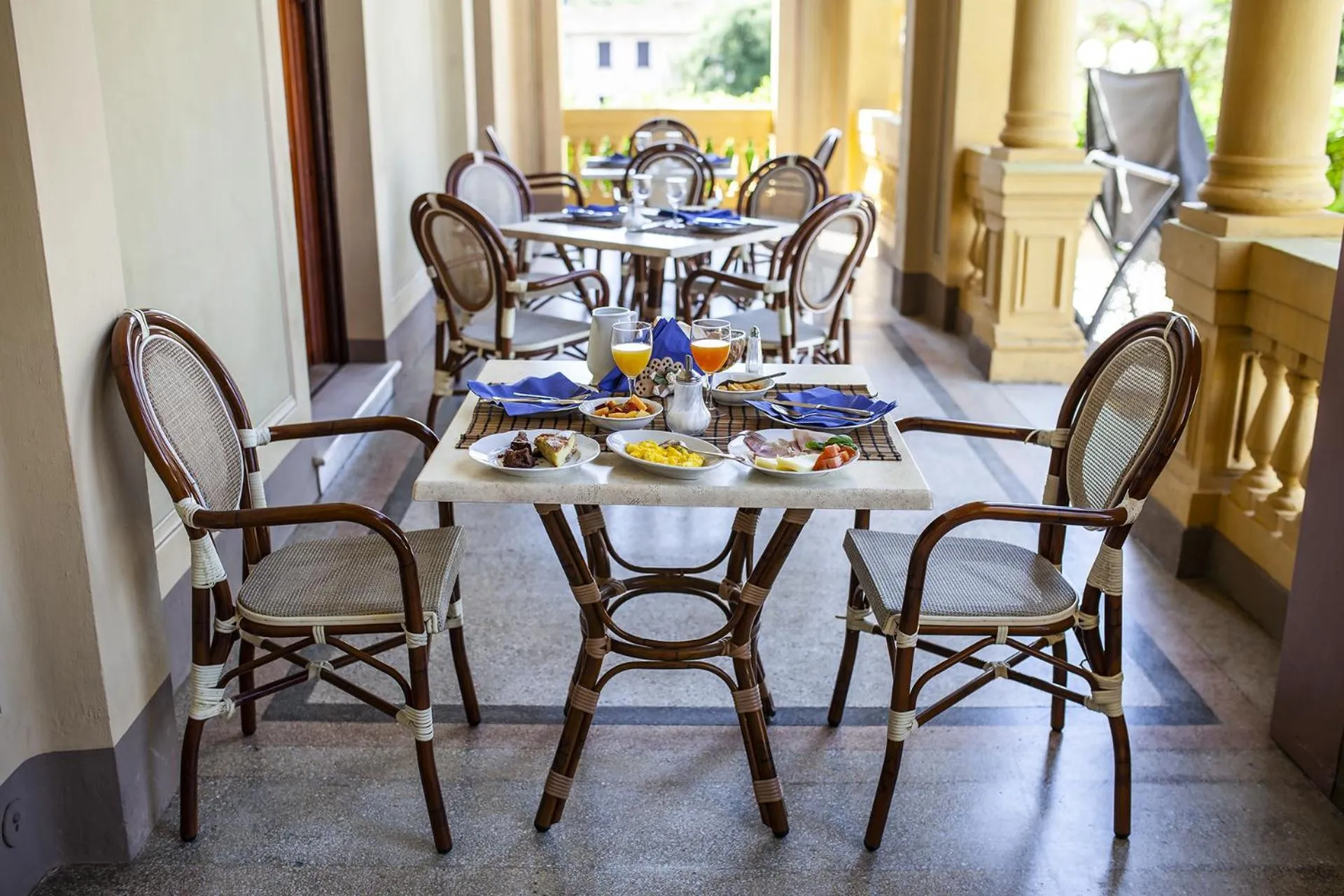 Buffet breakfast in Villa Moorings