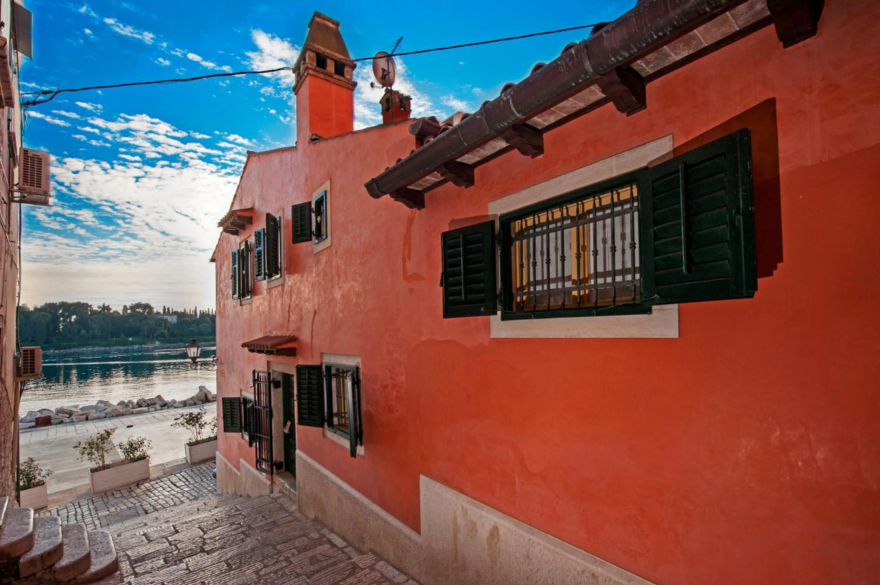 Facade/entrance in Residence PORTA ANTICA Centro Storico
