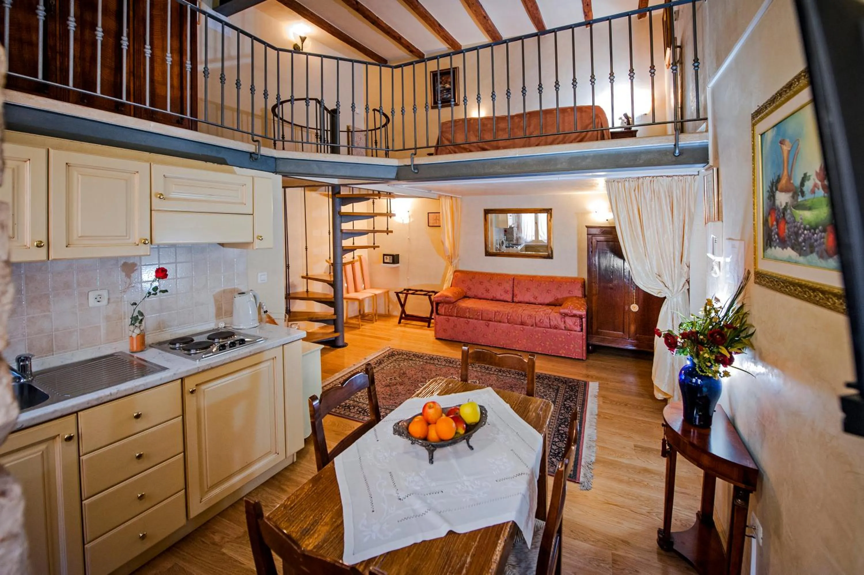 Photo of the whole room in Residence PORTA ANTICA Centro Storico