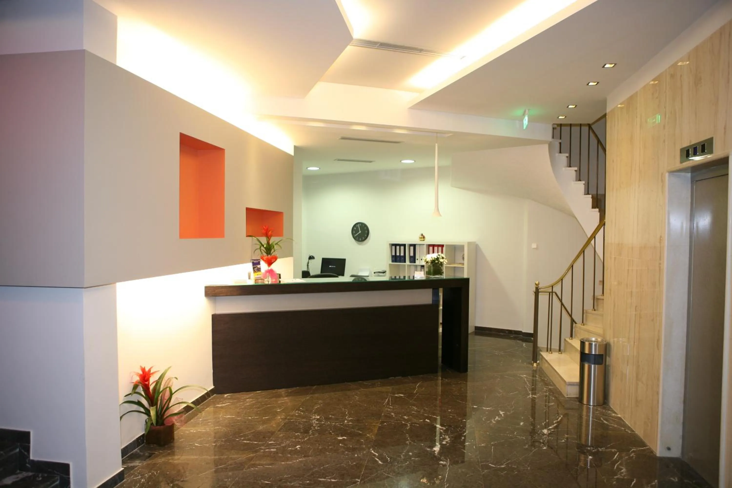 Lobby or reception in Victoria Hotel