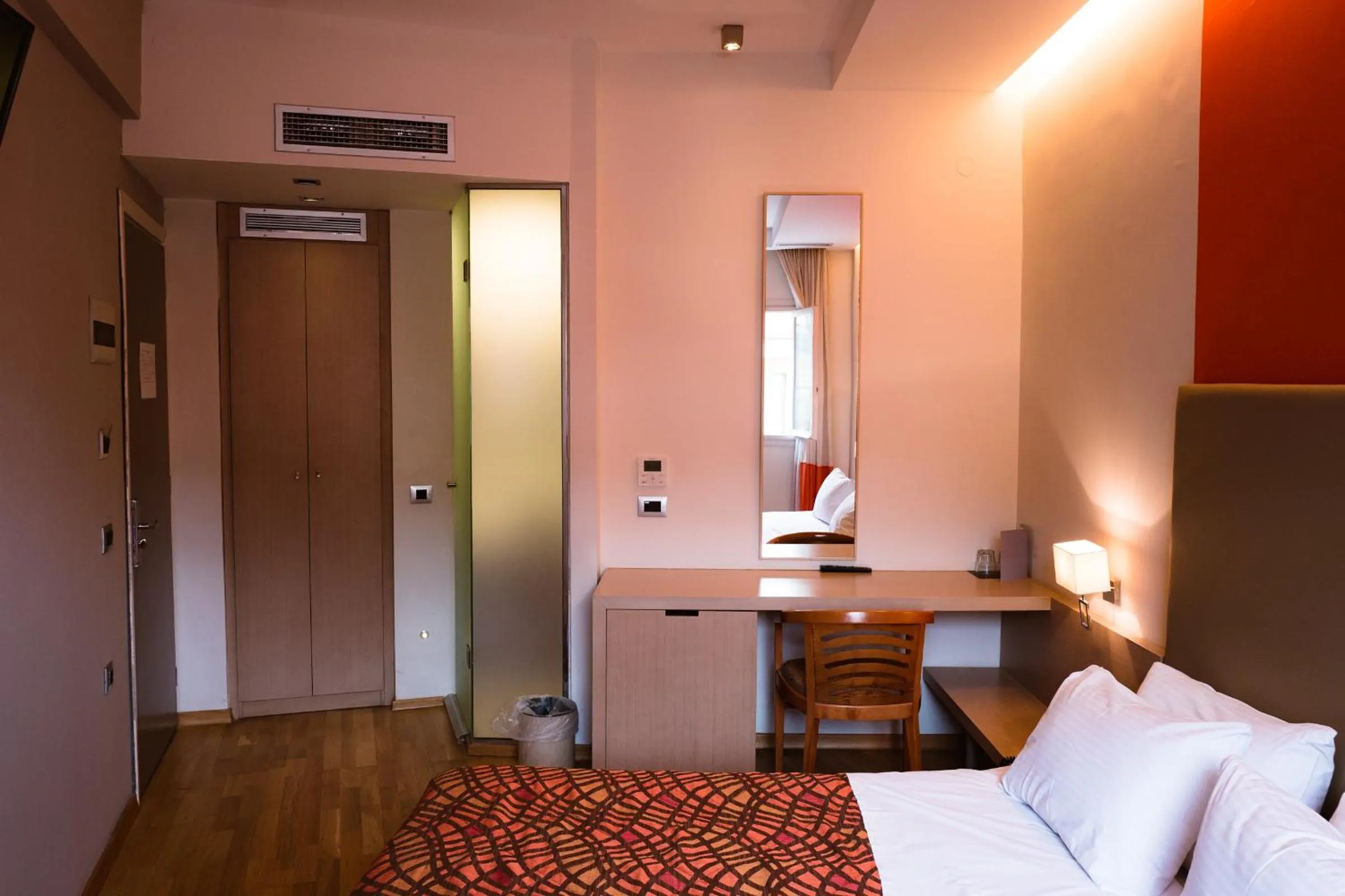 Bed in Victoria Hotel