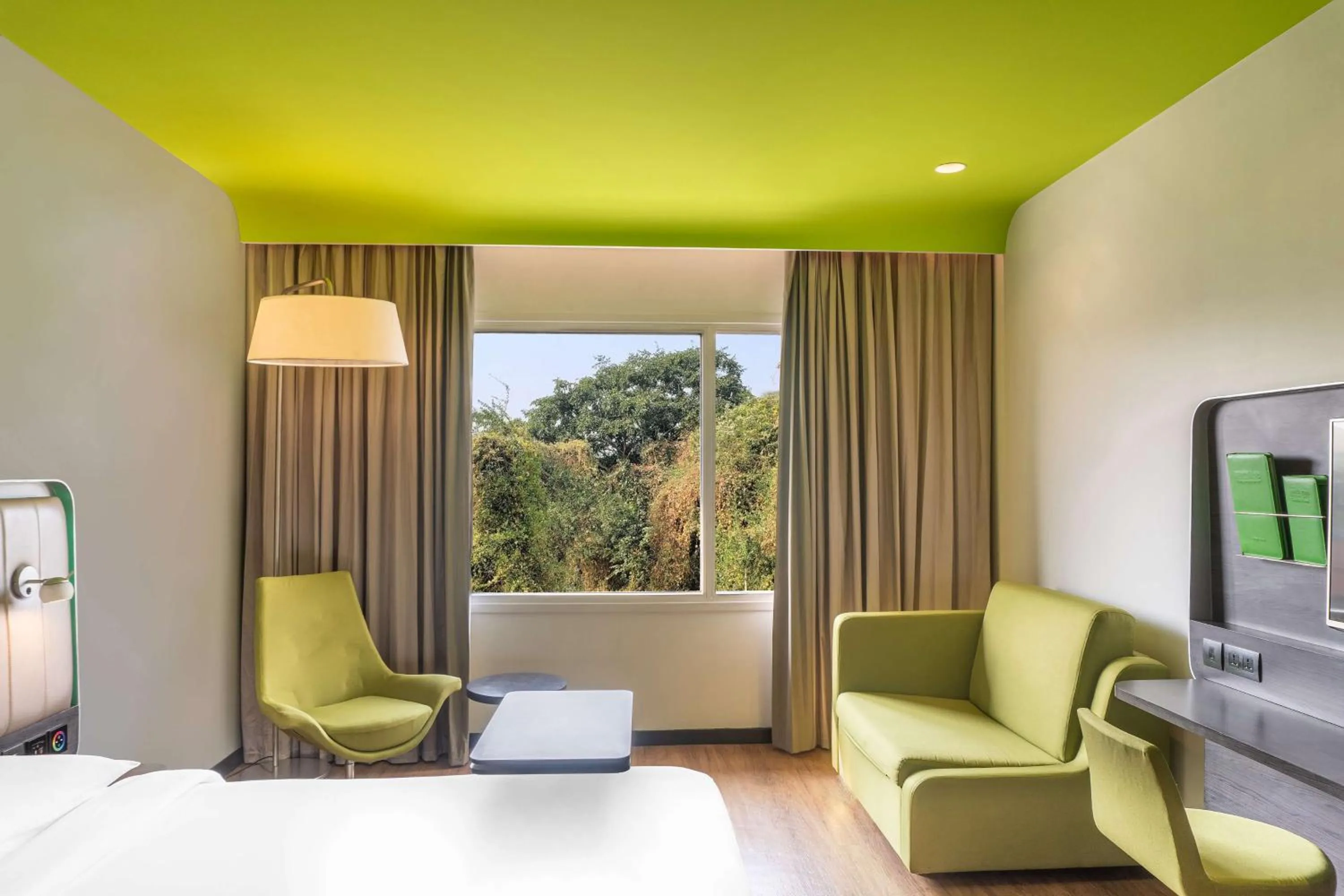 Bedroom in Park Inn by Radisson,South Delhi