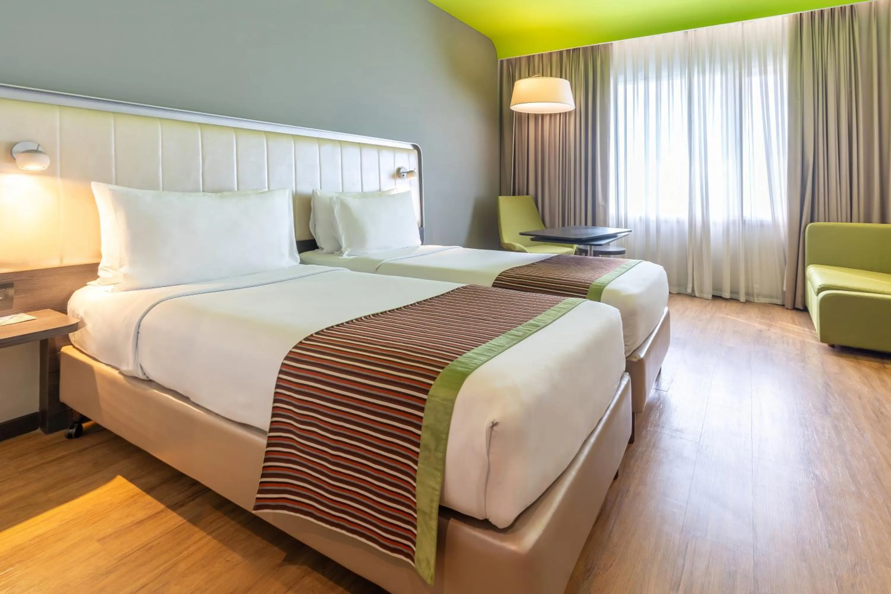 Bed in Park Inn by Radisson,South Delhi