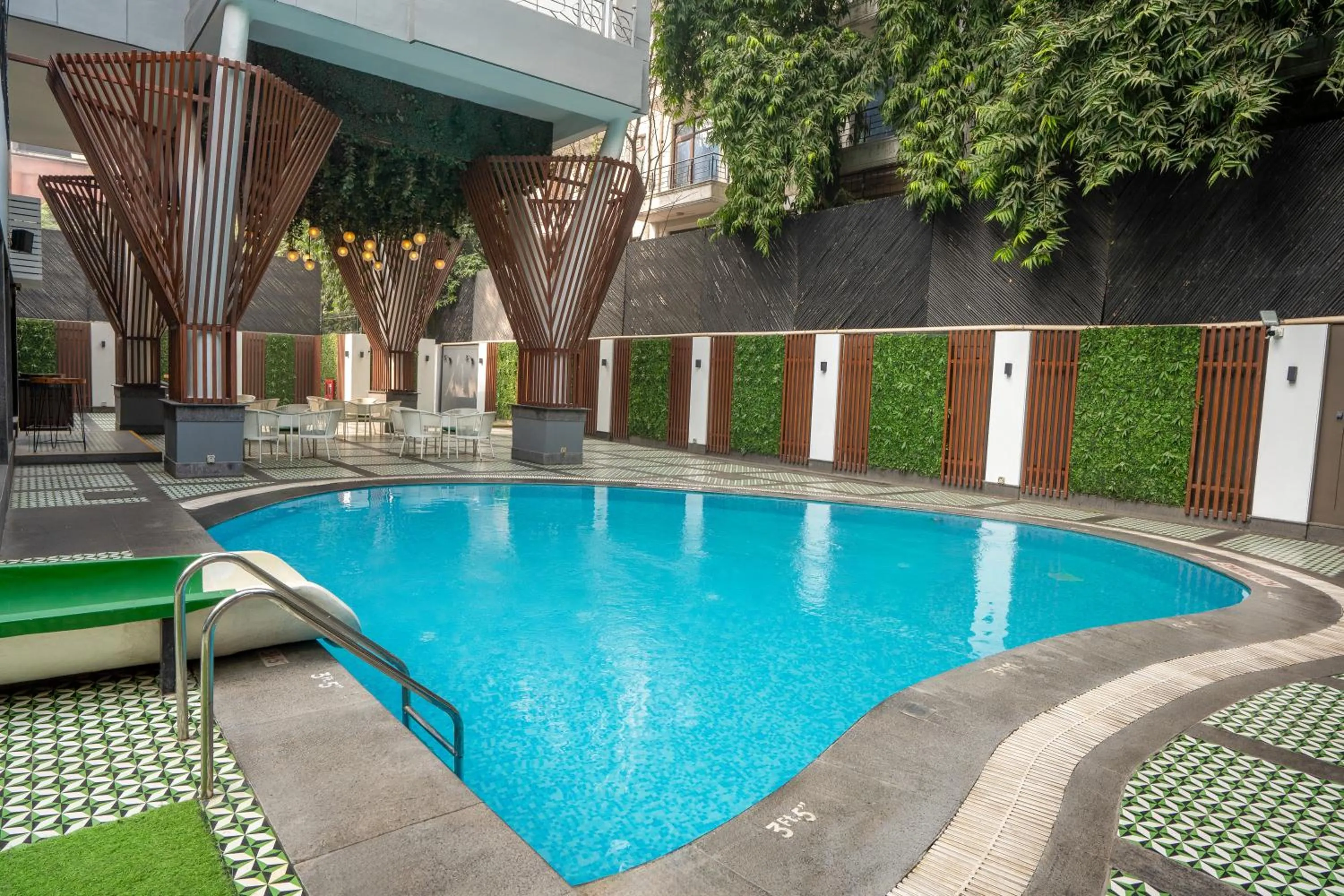 Swimming pool in Park Inn by Radisson,South Delhi