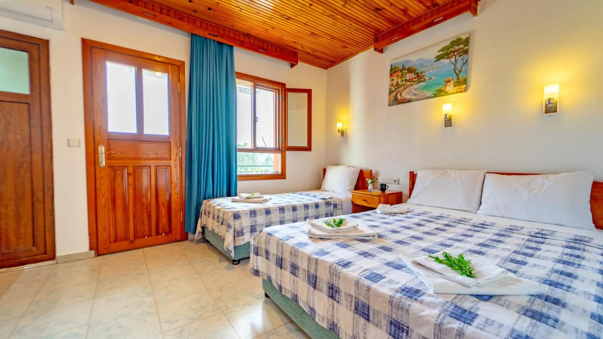 Photo of the whole room in St. Nicholas Pension