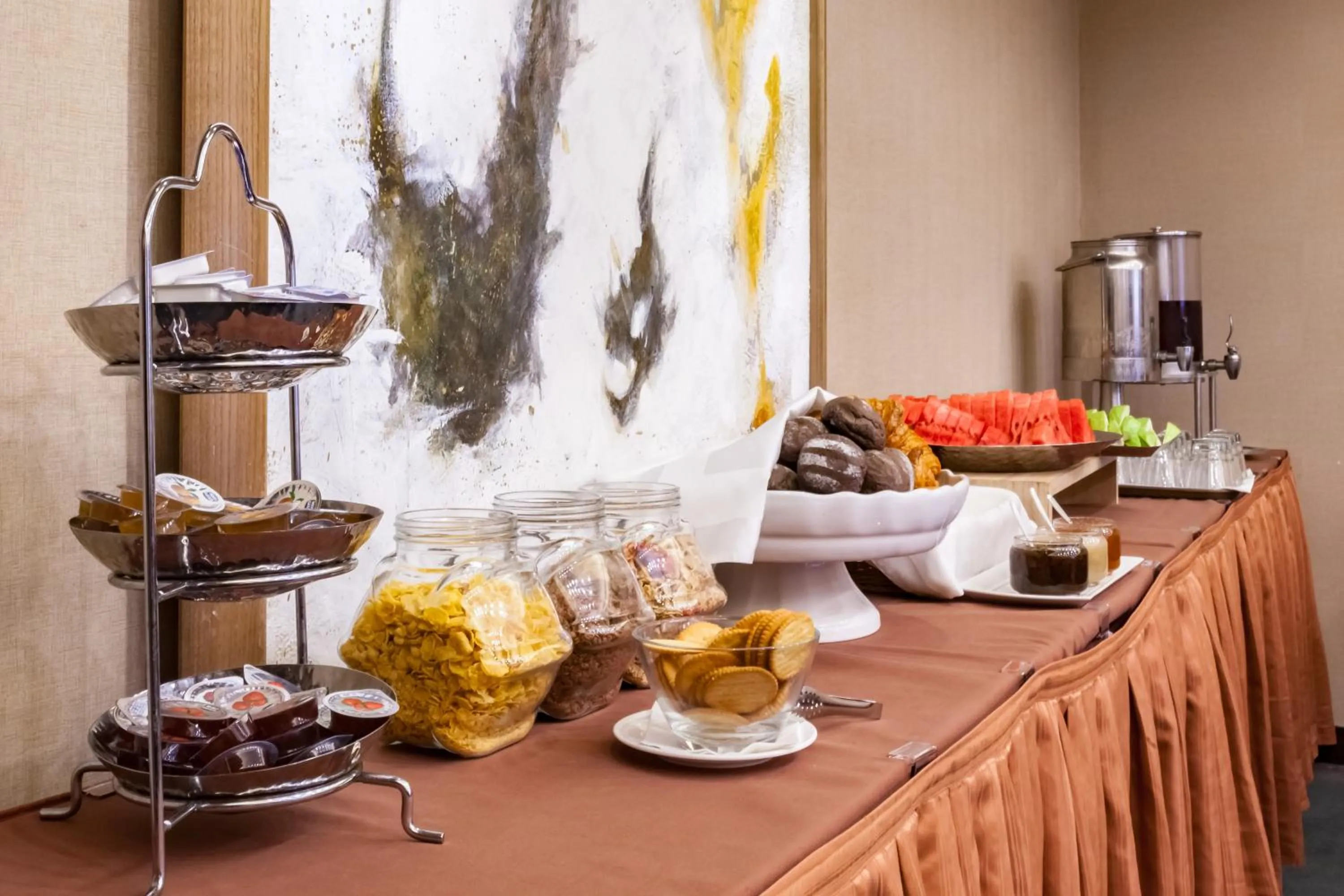 Pacific Business Hotel