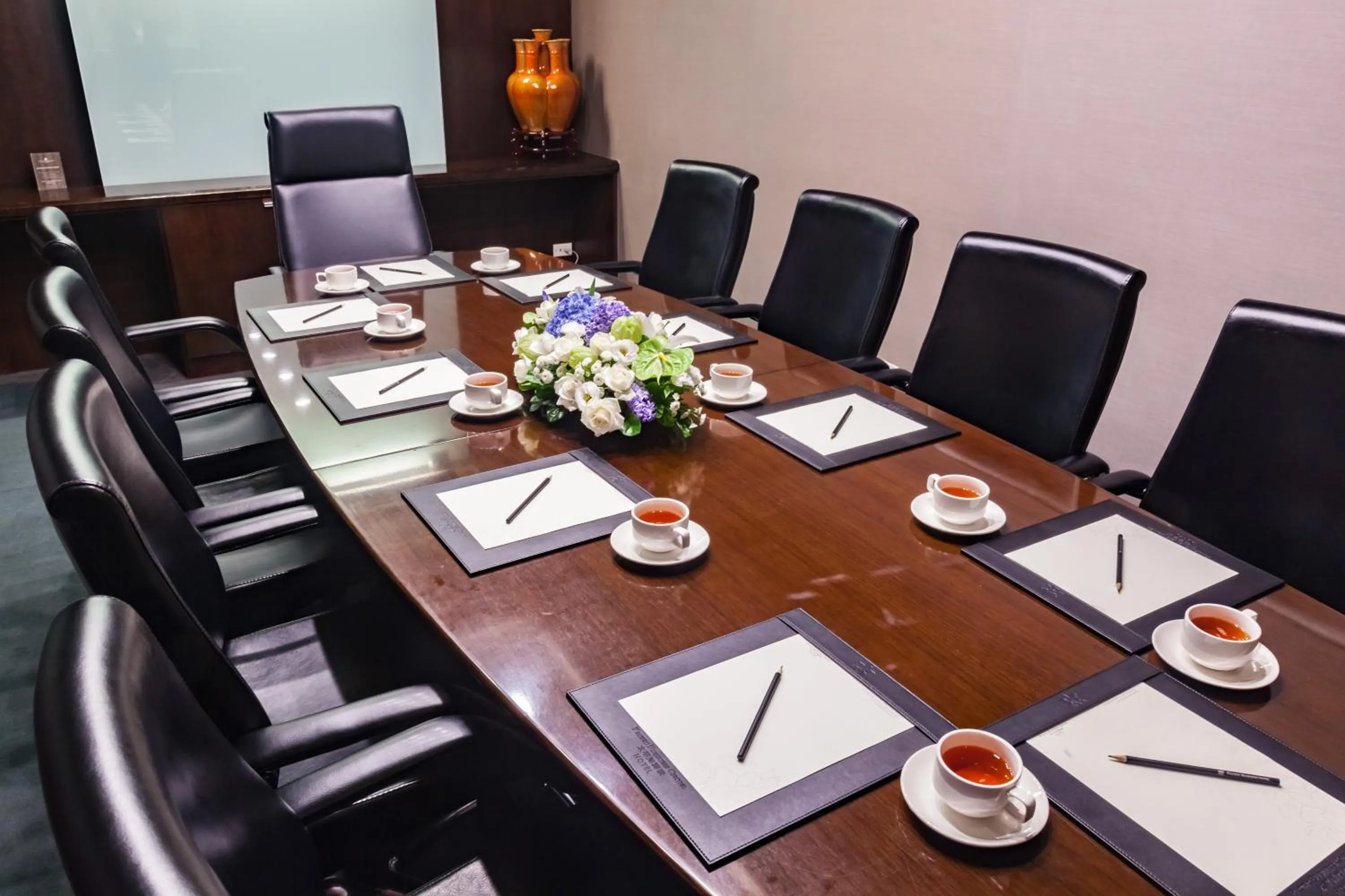 Pacific Business Hotel