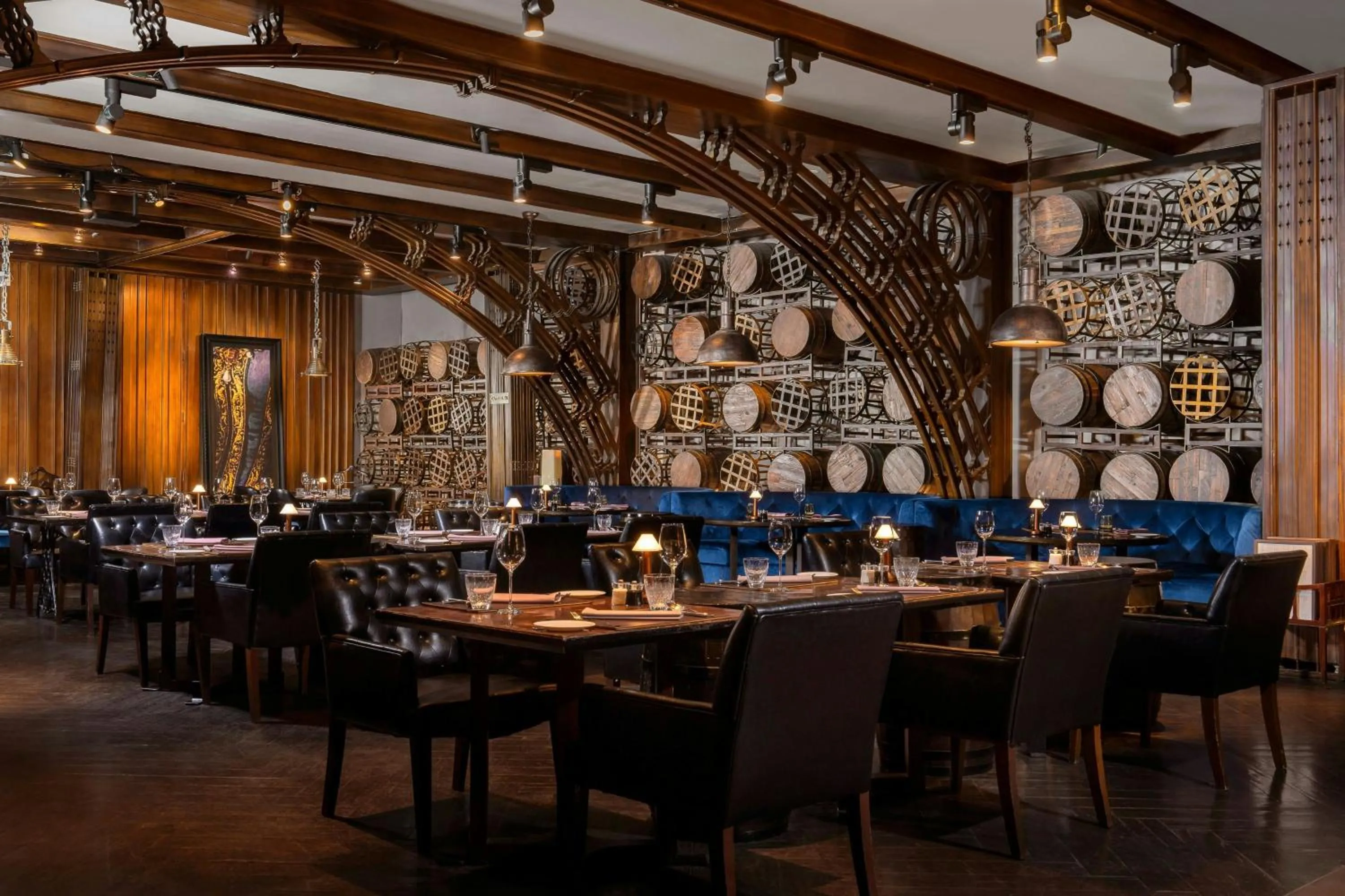 Restaurant/places to eat in Hotel Muse Bangkok, Autograph Collection