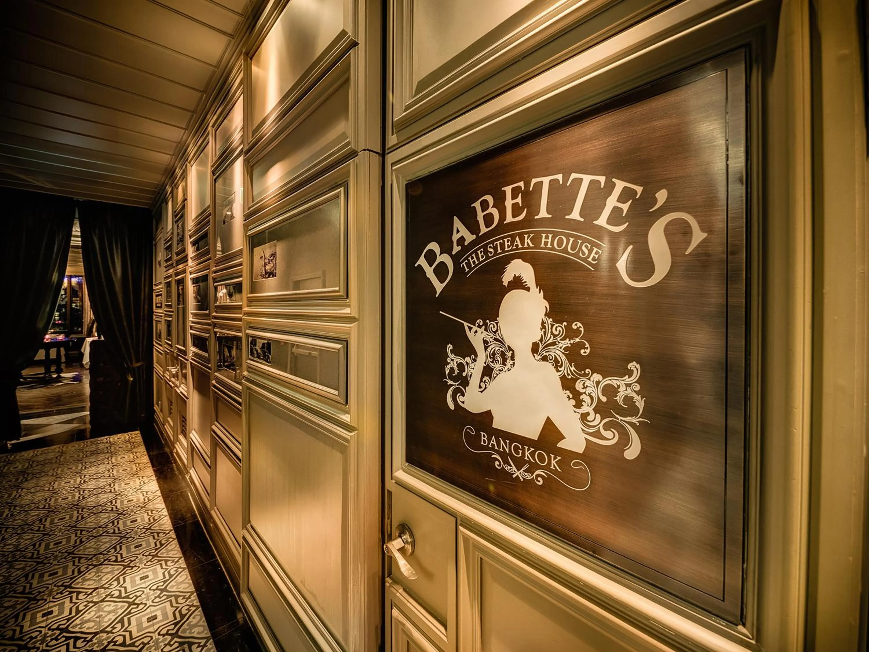 Restaurant/places to eat in Hotel Muse Bangkok, Autograph Collection