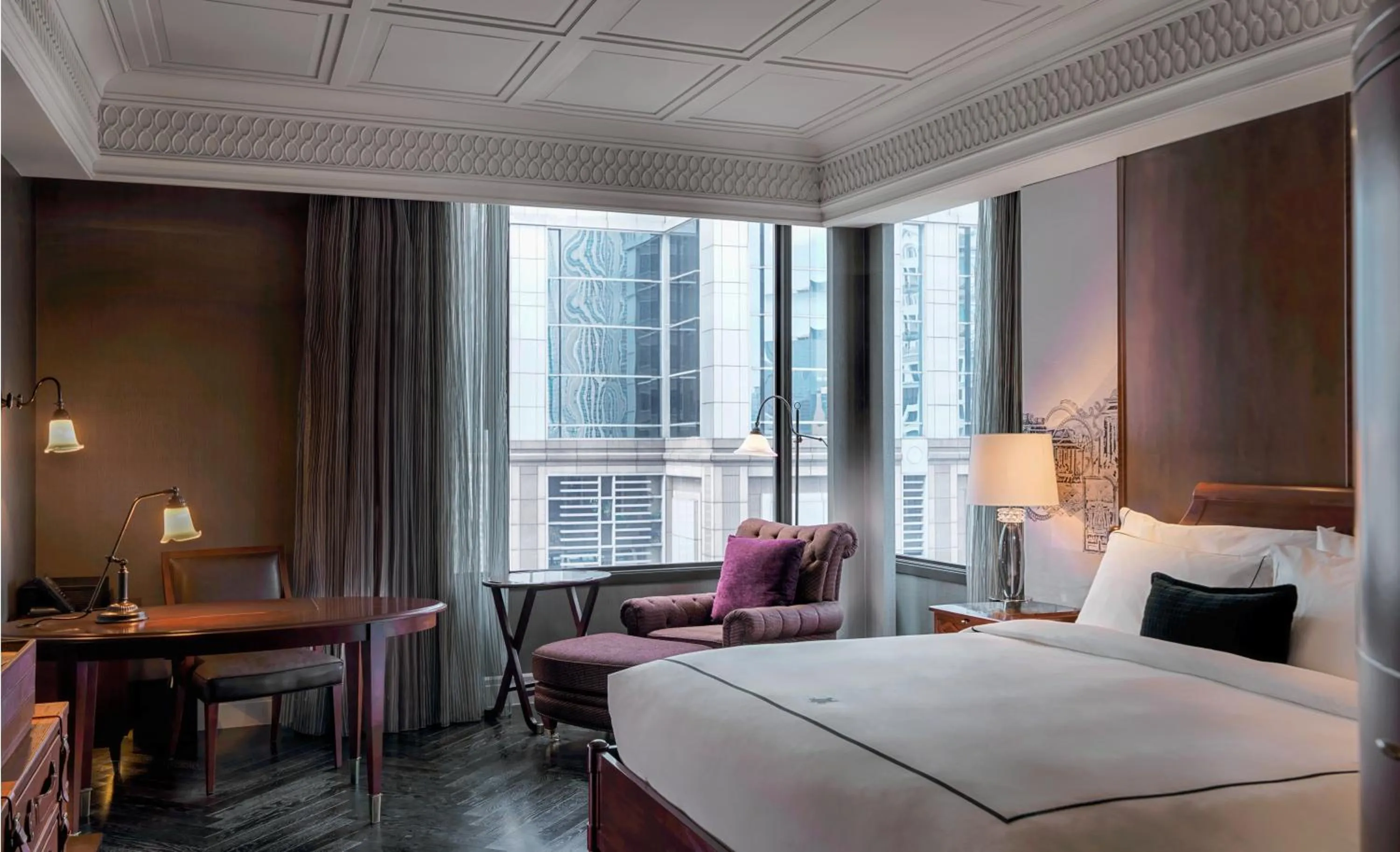 Bed in Hotel Muse Bangkok, Autograph Collection