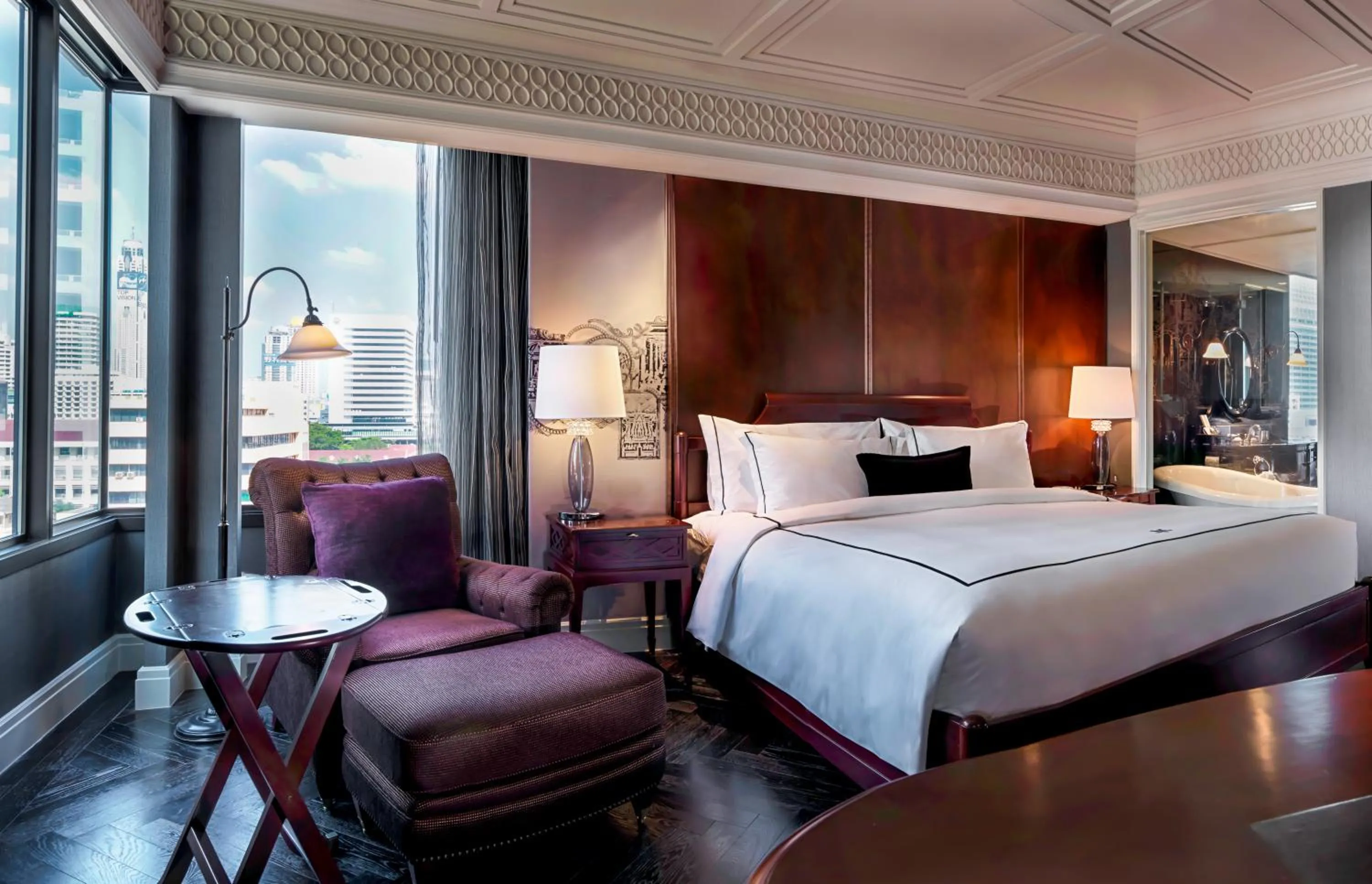 Bed in Hotel Muse Bangkok, Autograph Collection