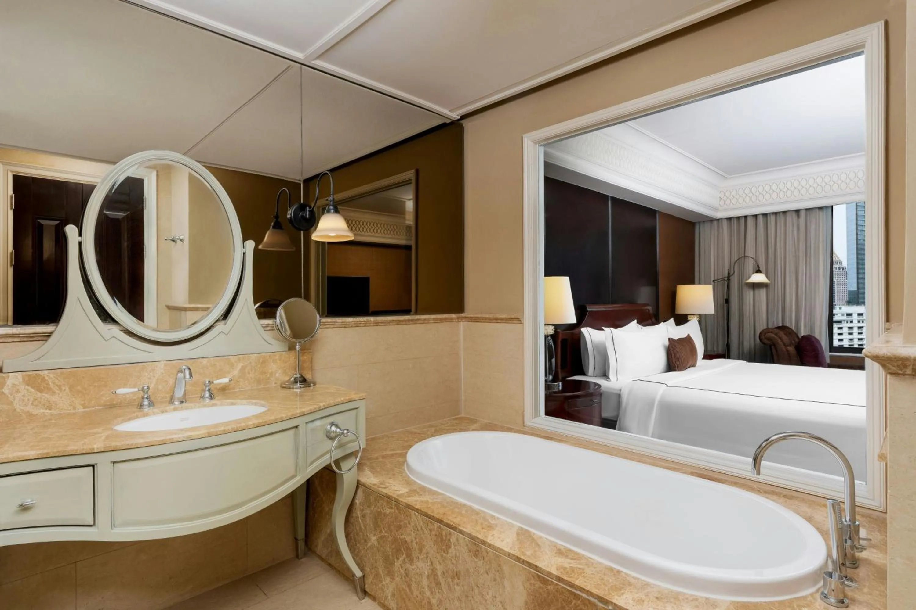 Photo of the whole room in Hotel Muse Bangkok, Autograph Collection