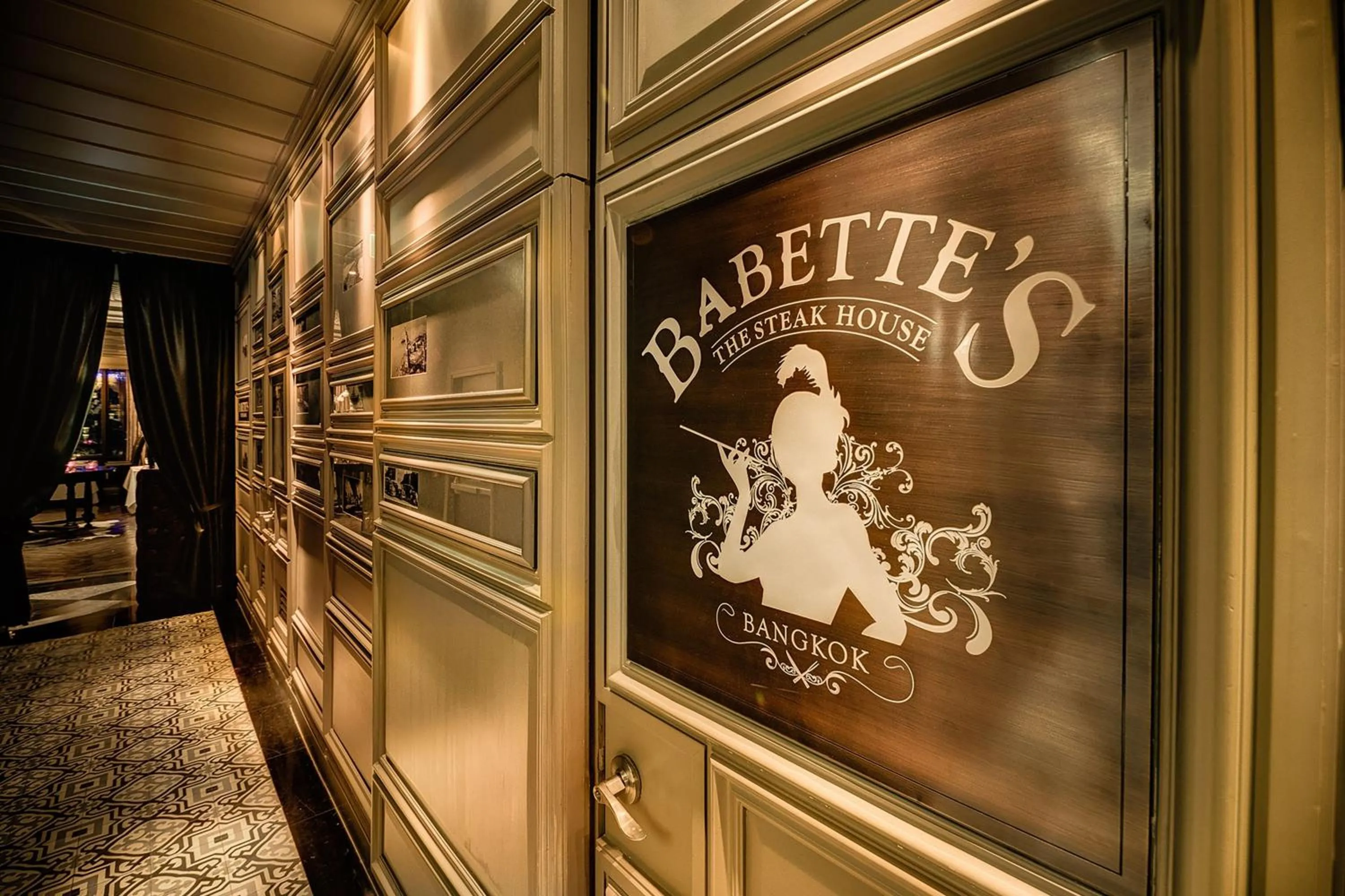 Restaurant/places to eat in Hotel Muse Bangkok, Autograph Collection