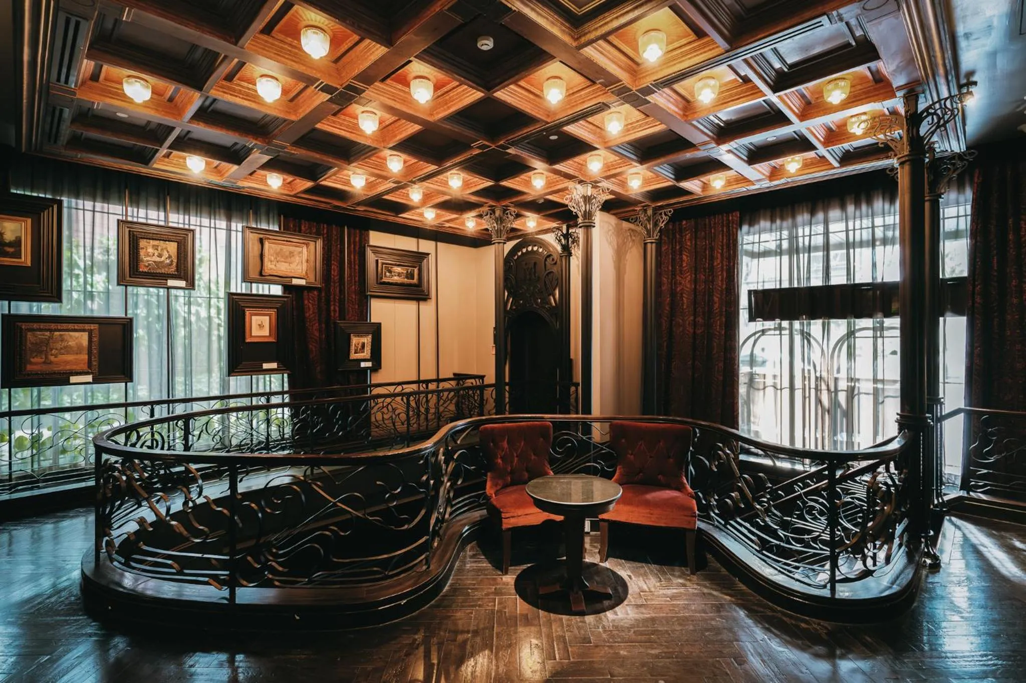 Living room in Hotel Muse Bangkok, Autograph Collection