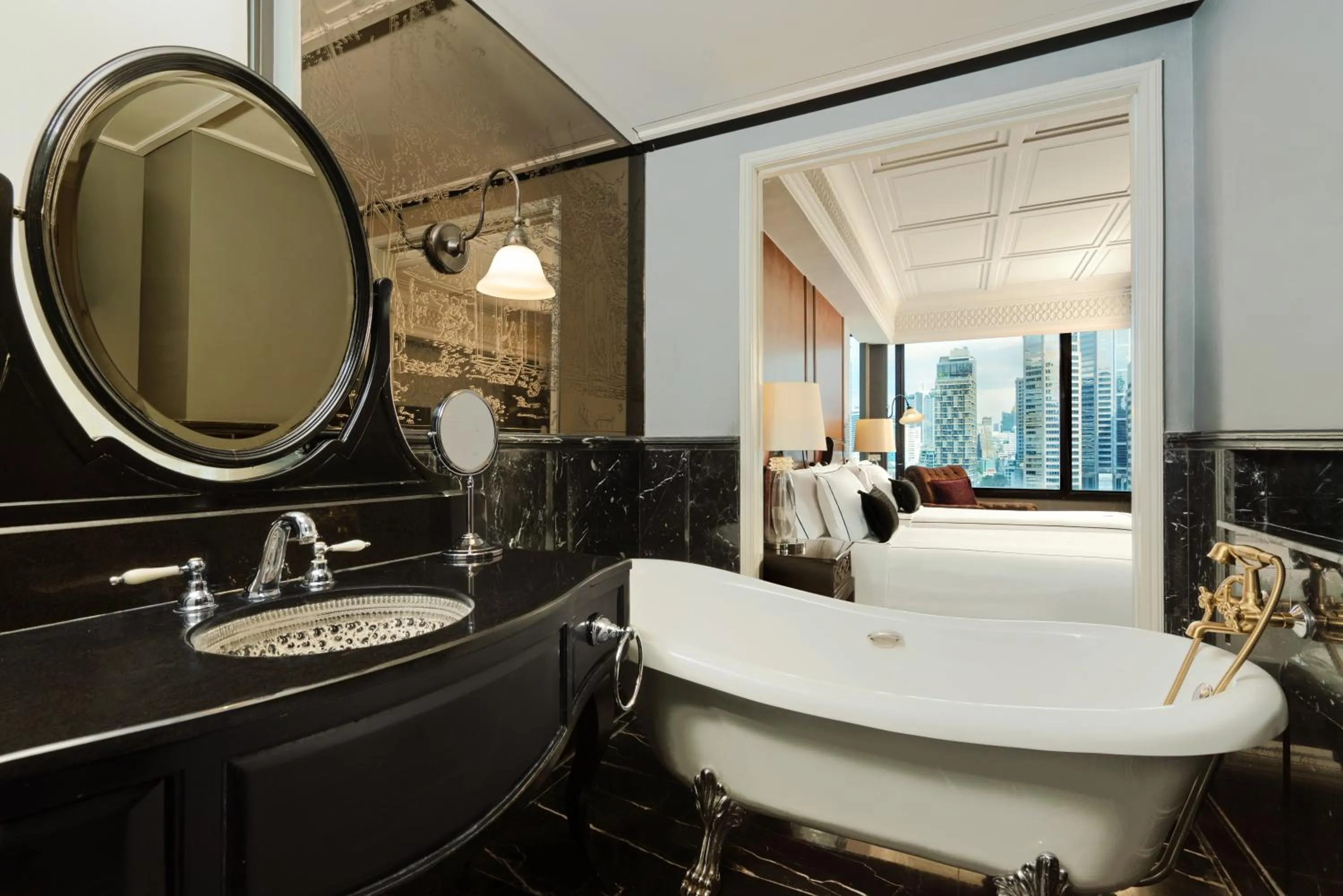 Bathroom in Hotel Muse Bangkok, Autograph Collection