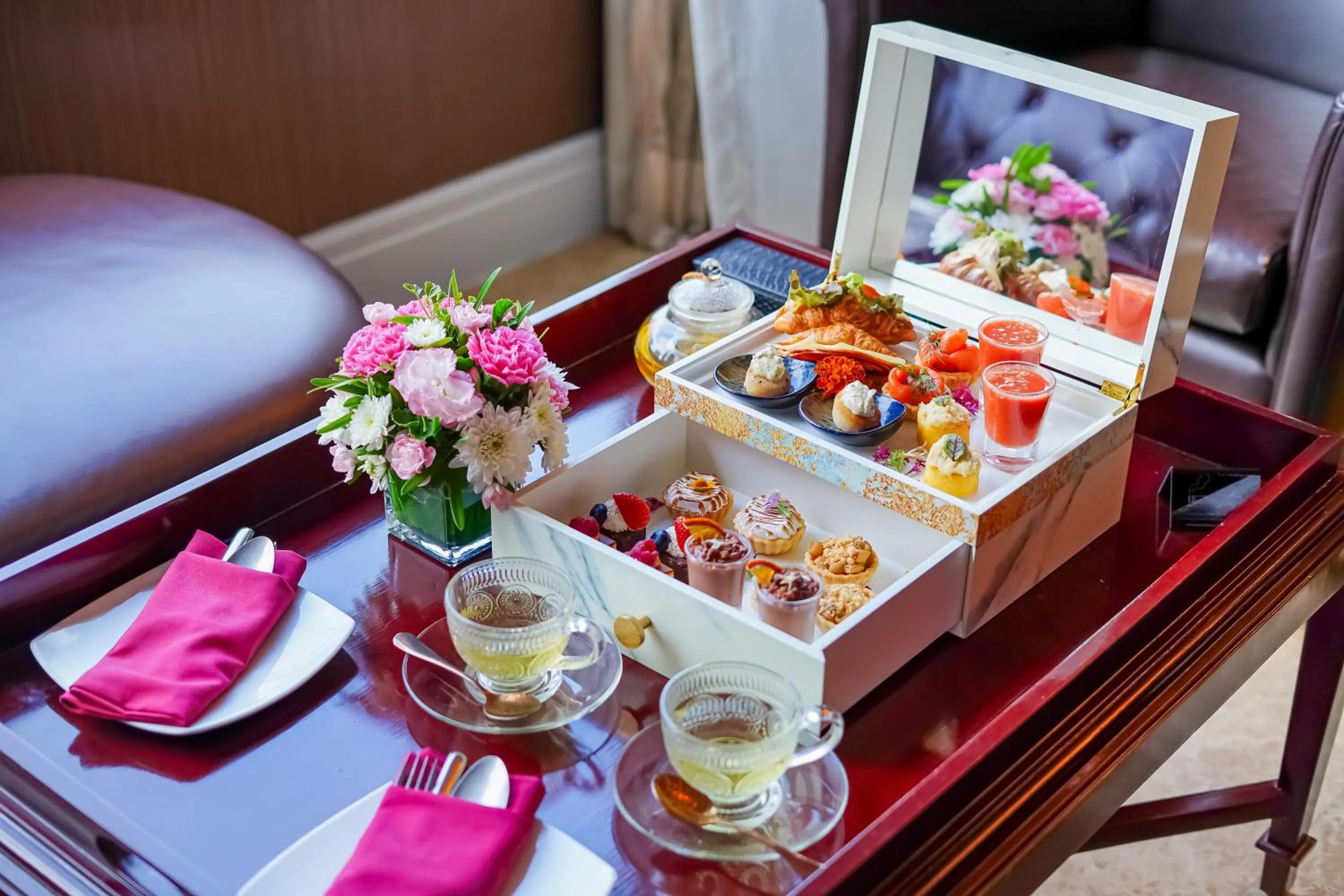 Coffee/tea facilities in Hotel Muse Bangkok, Autograph Collection