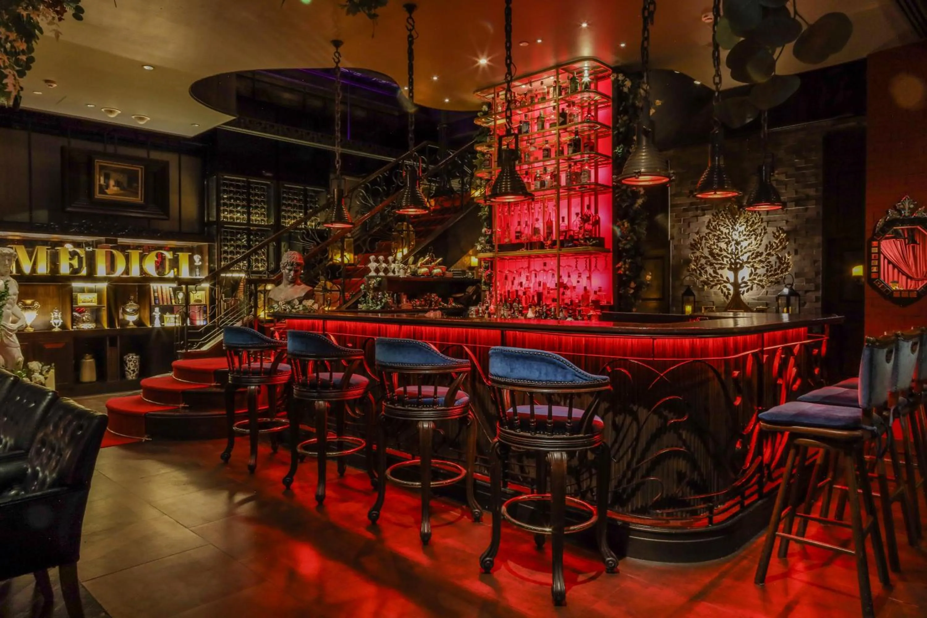 Restaurant/places to eat in Hotel Muse Bangkok, Autograph Collection