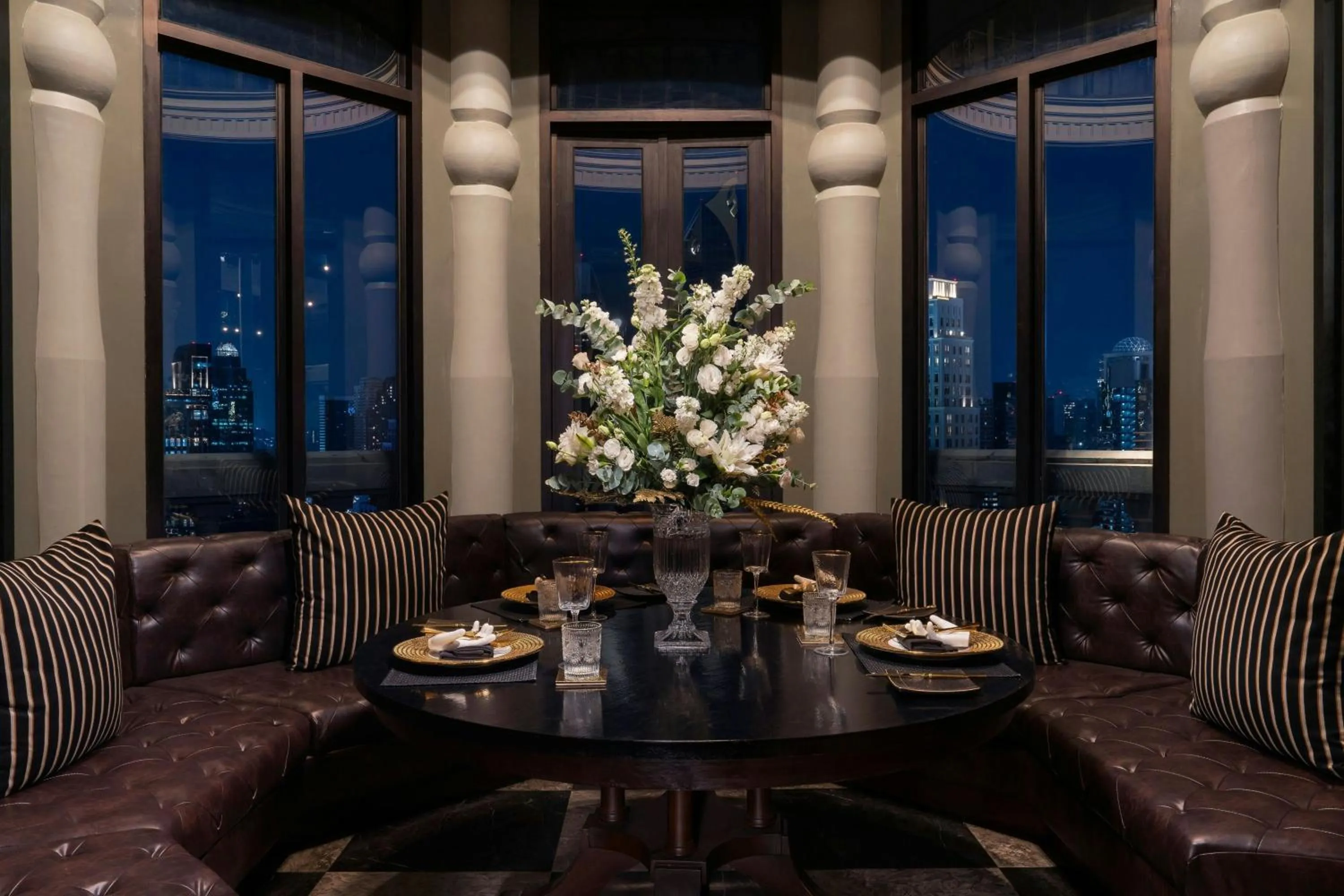 Restaurant/places to eat in Hotel Muse Bangkok, Autograph Collection