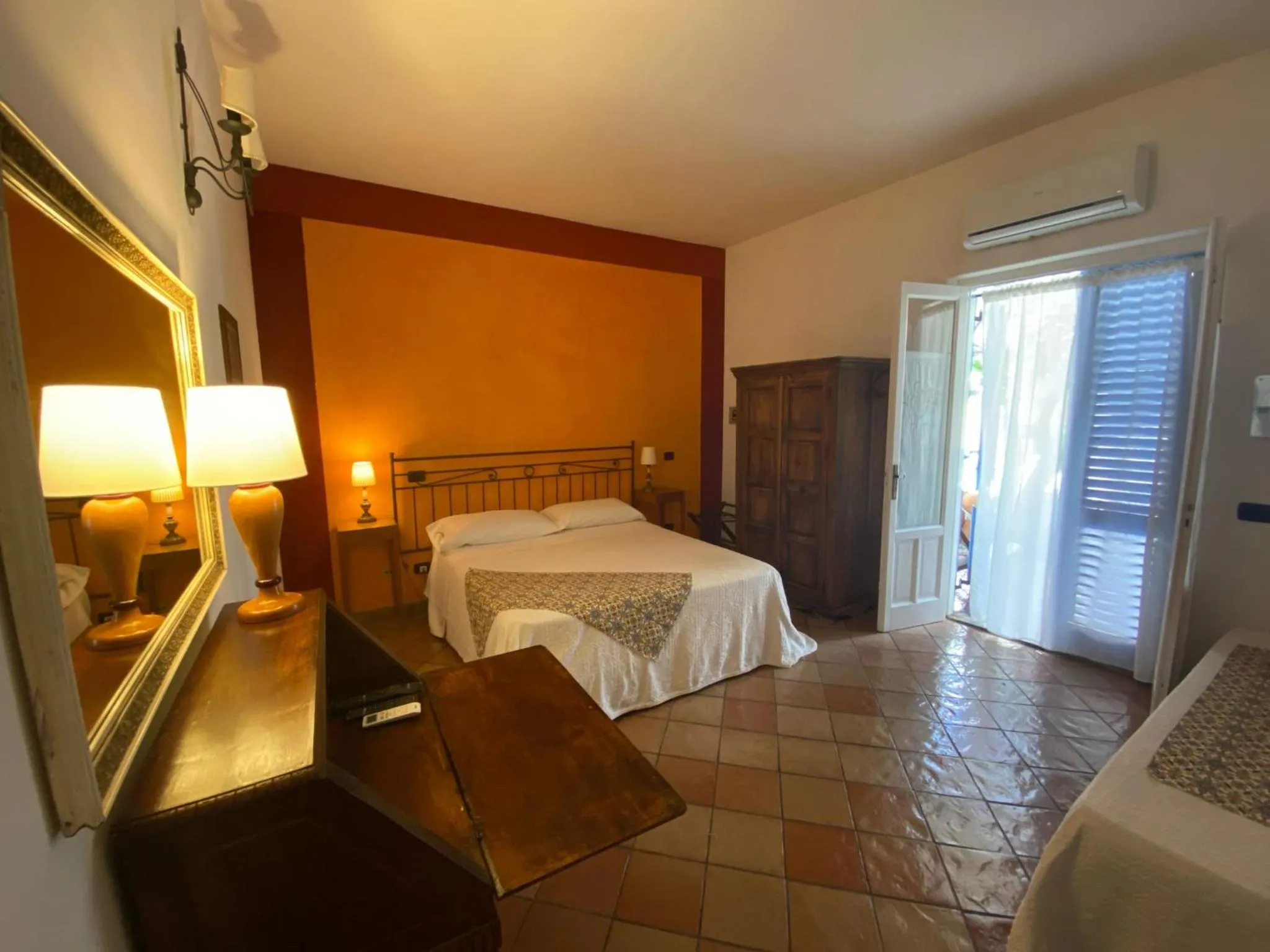 Bed in Albergo Boutique Casajanca