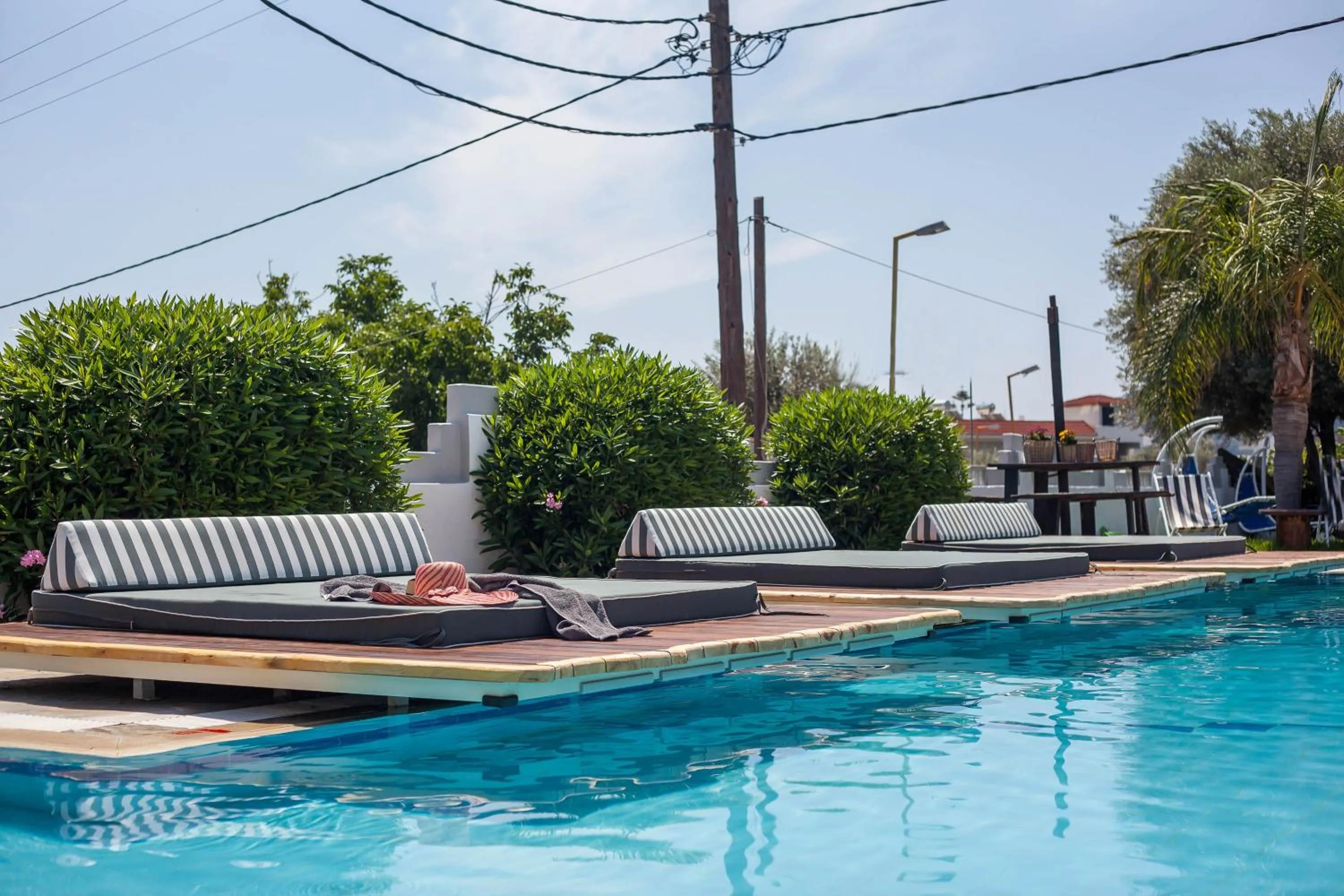 Swimming pool in Malibu Boutique Studios & Bungalows