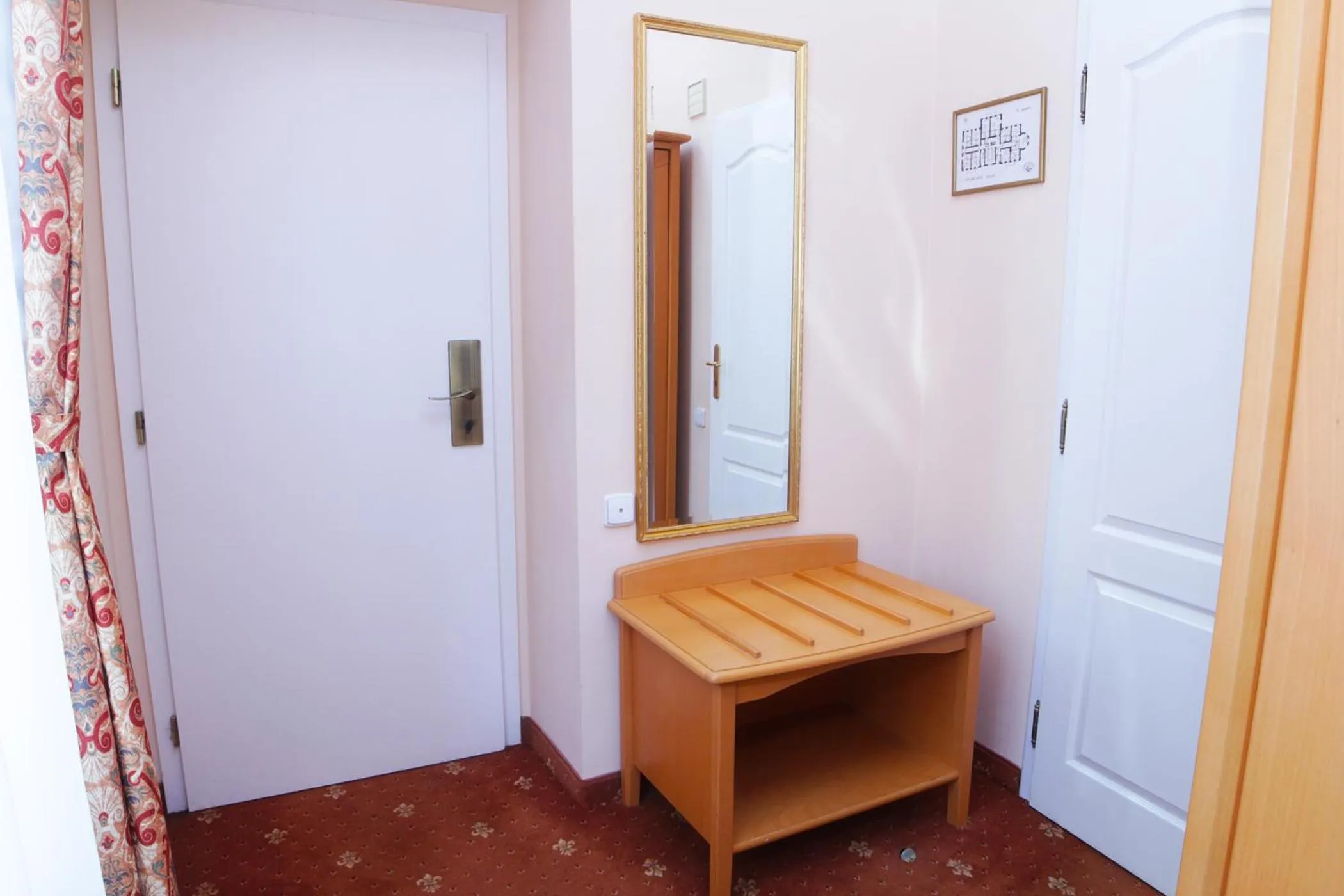 Decorative detail in Hotel Pavlov