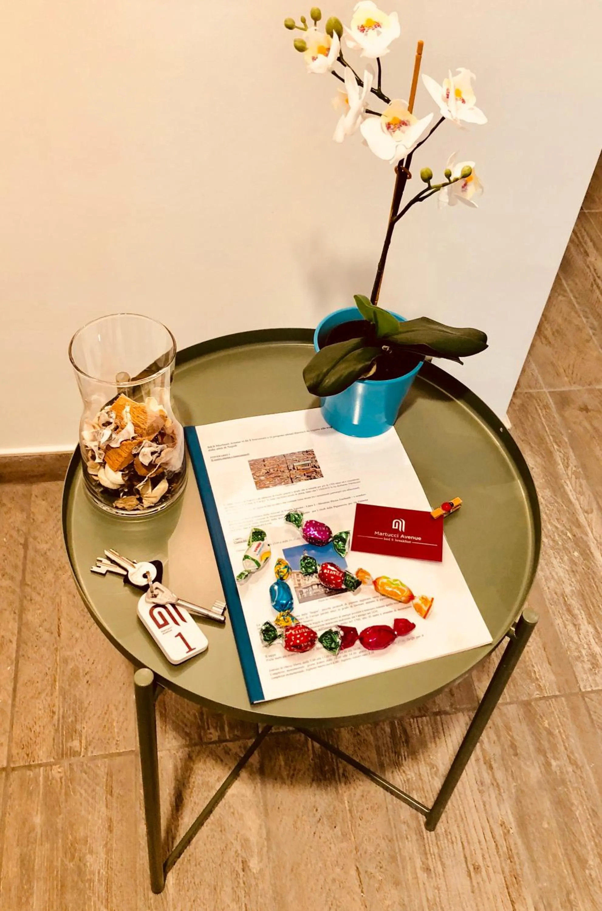 Decorative detail in B&B Martucci Avenue