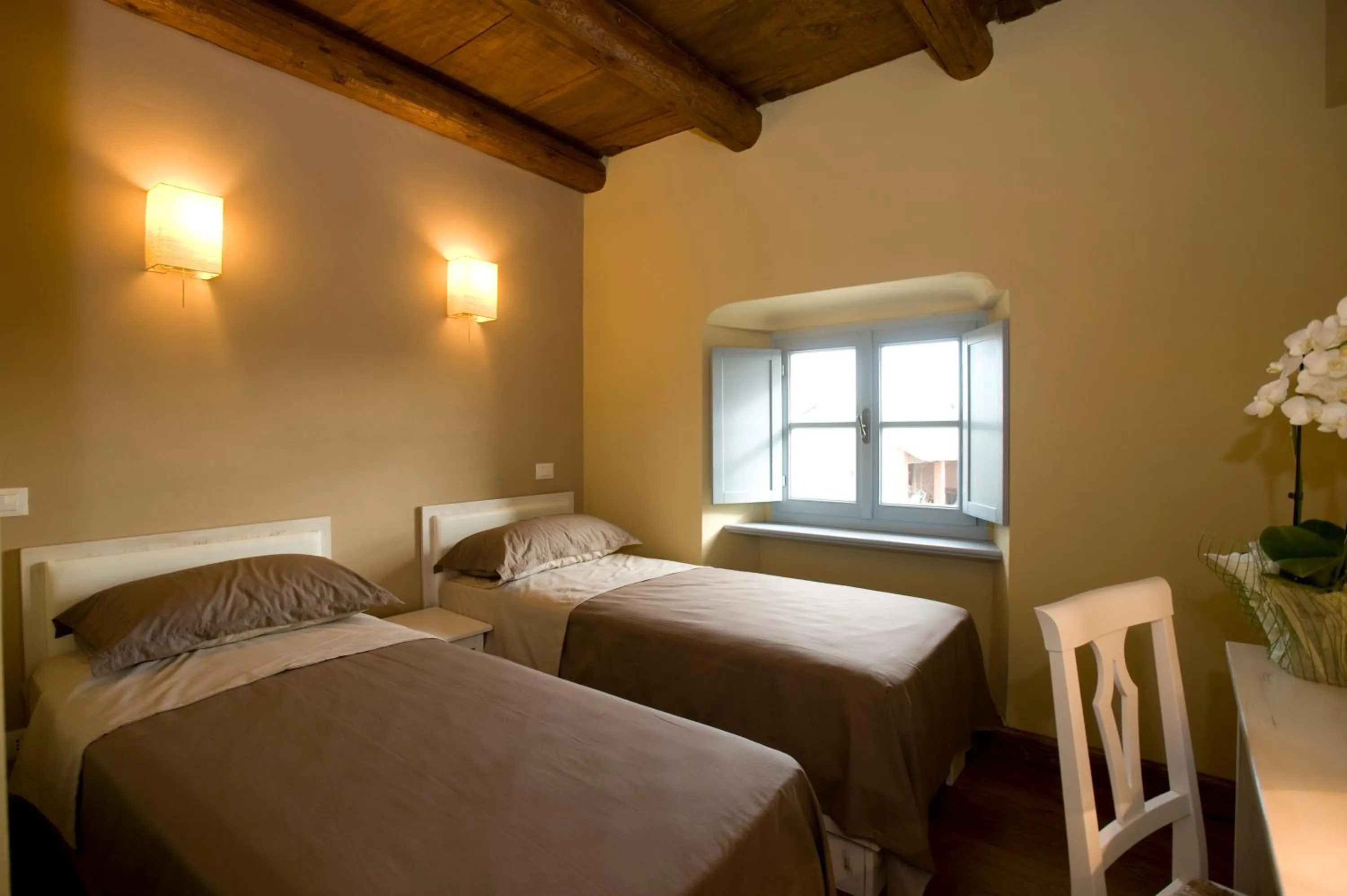 Day, Bed in Hotel Il Campanile