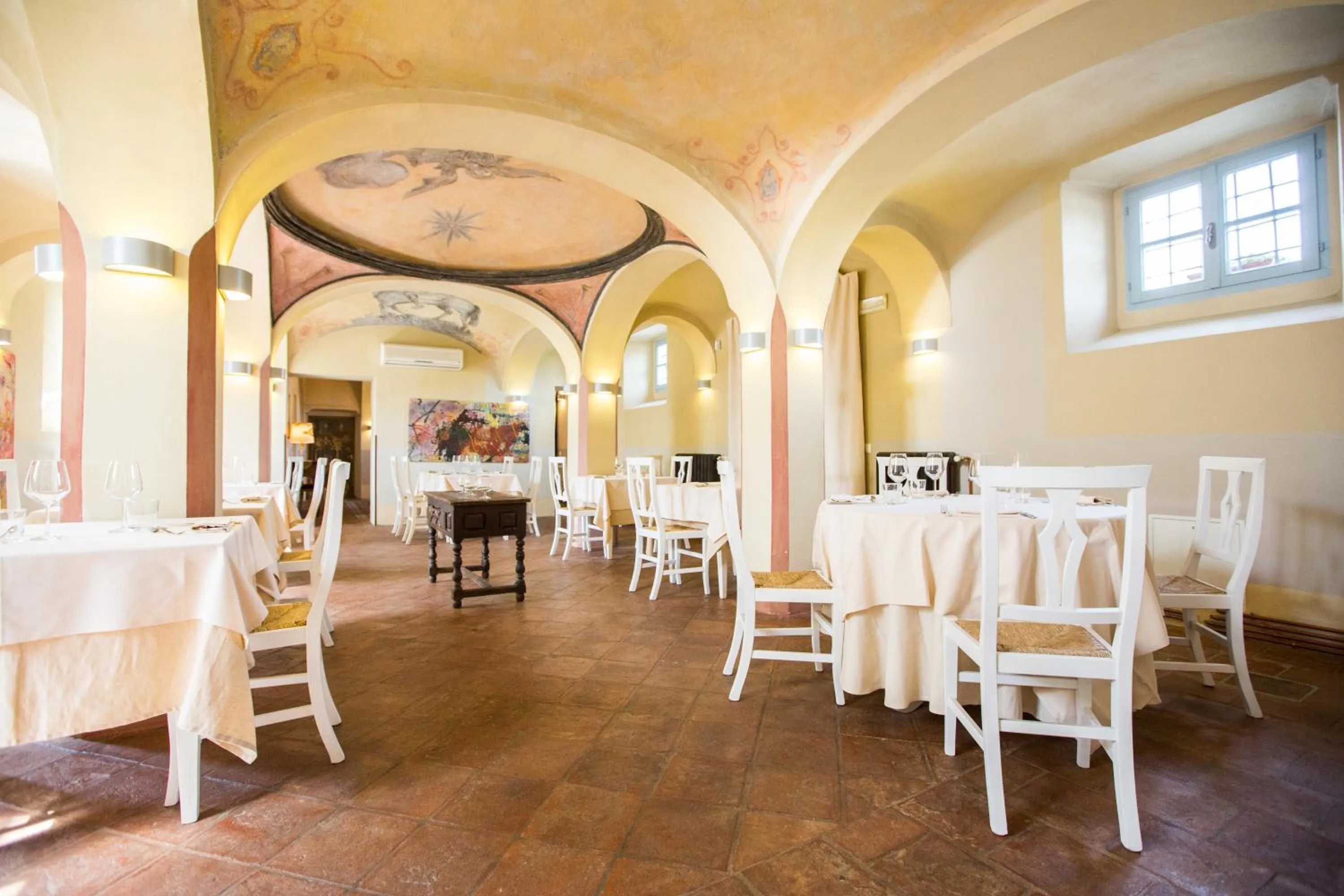 Restaurant/places to eat in Hotel Il Campanile