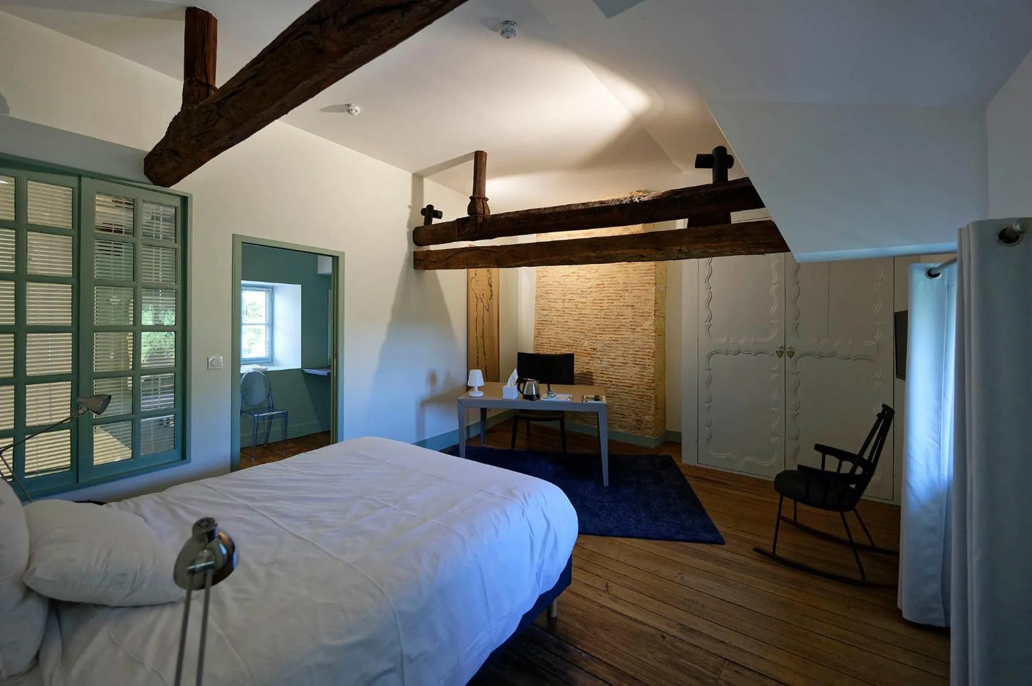 Restaurant/places to eat, Bed in Les Demeures de Valette