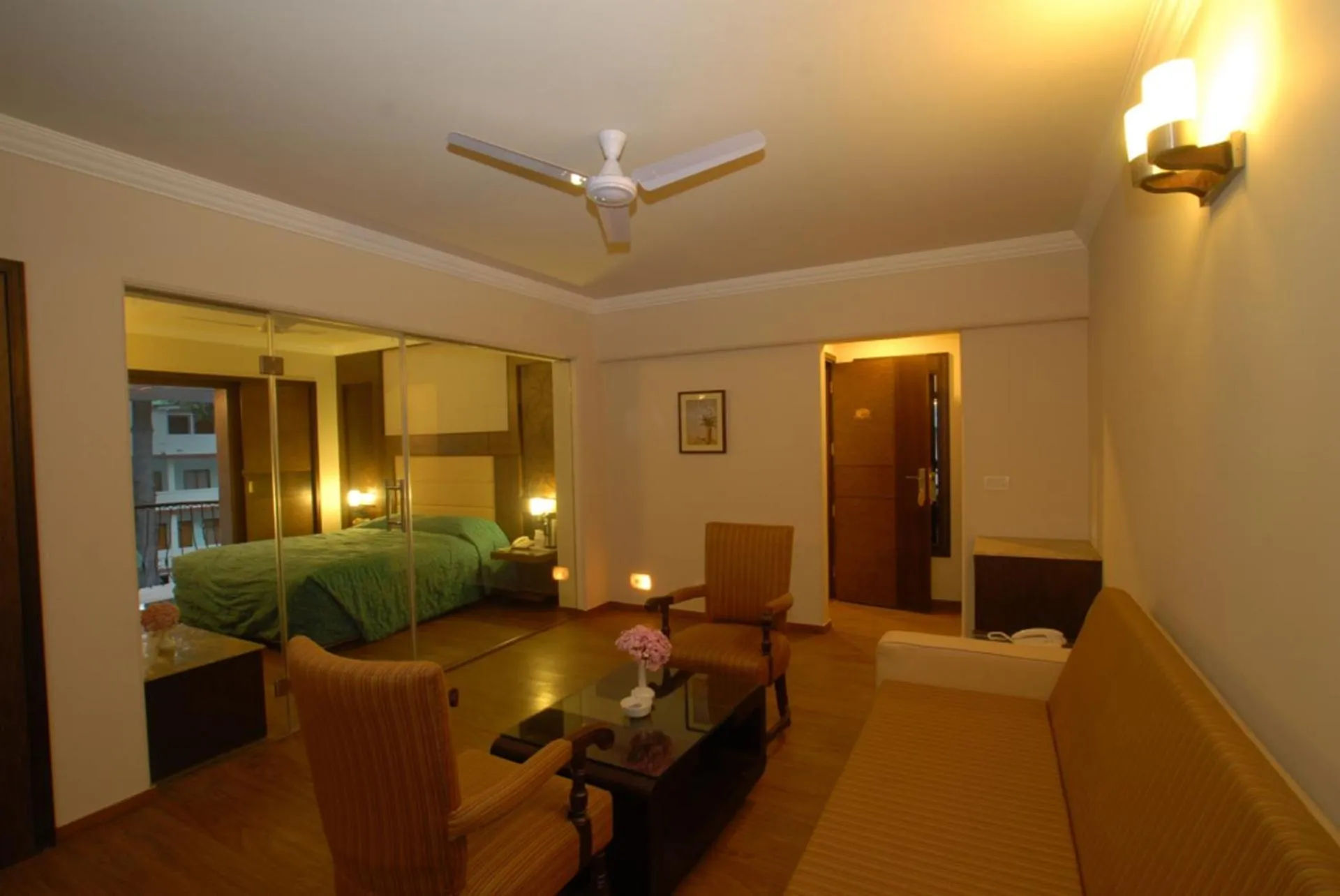 Bed in Vikram Vintage Inn