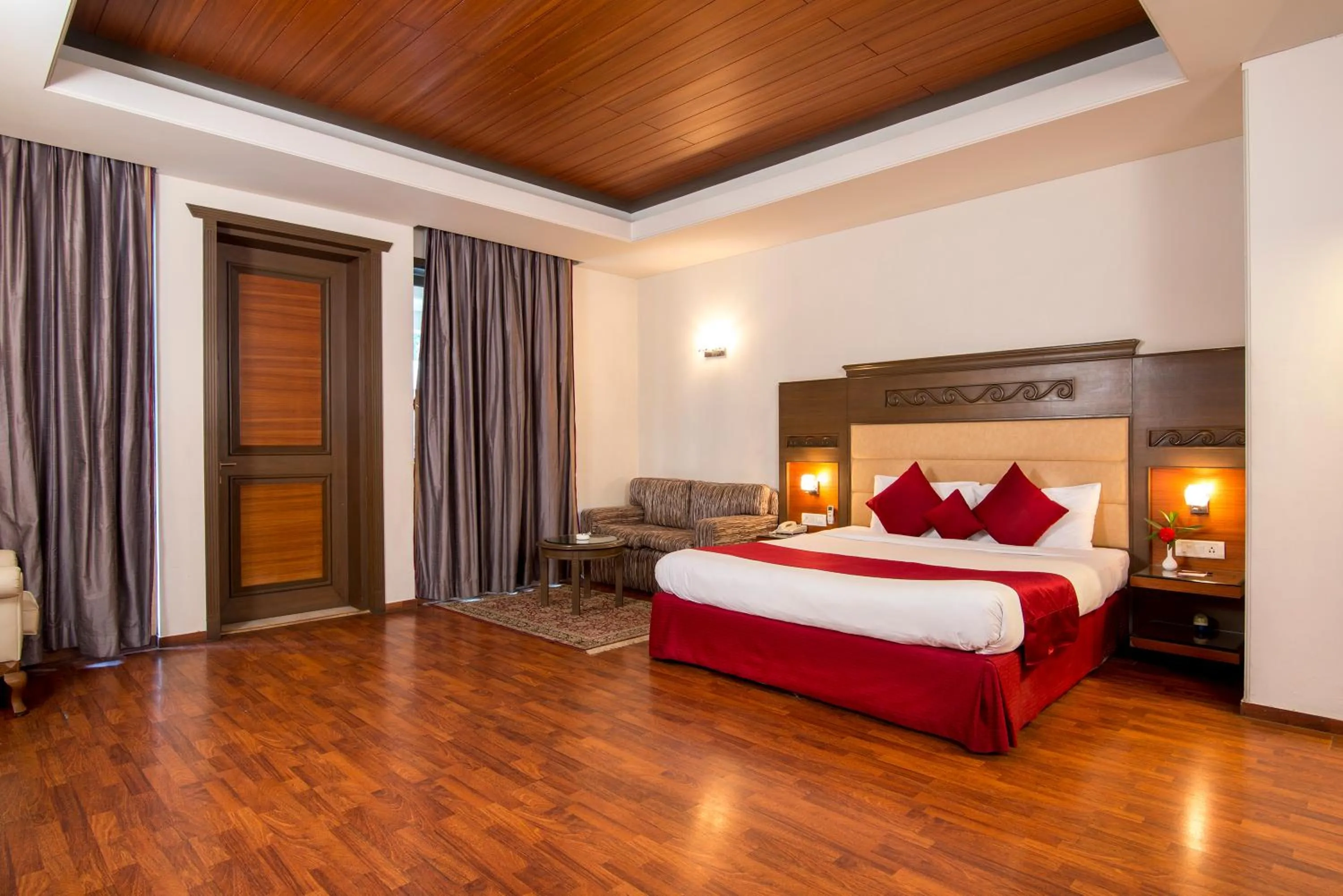 Bedroom, Bed in Vikram Vintage Inn