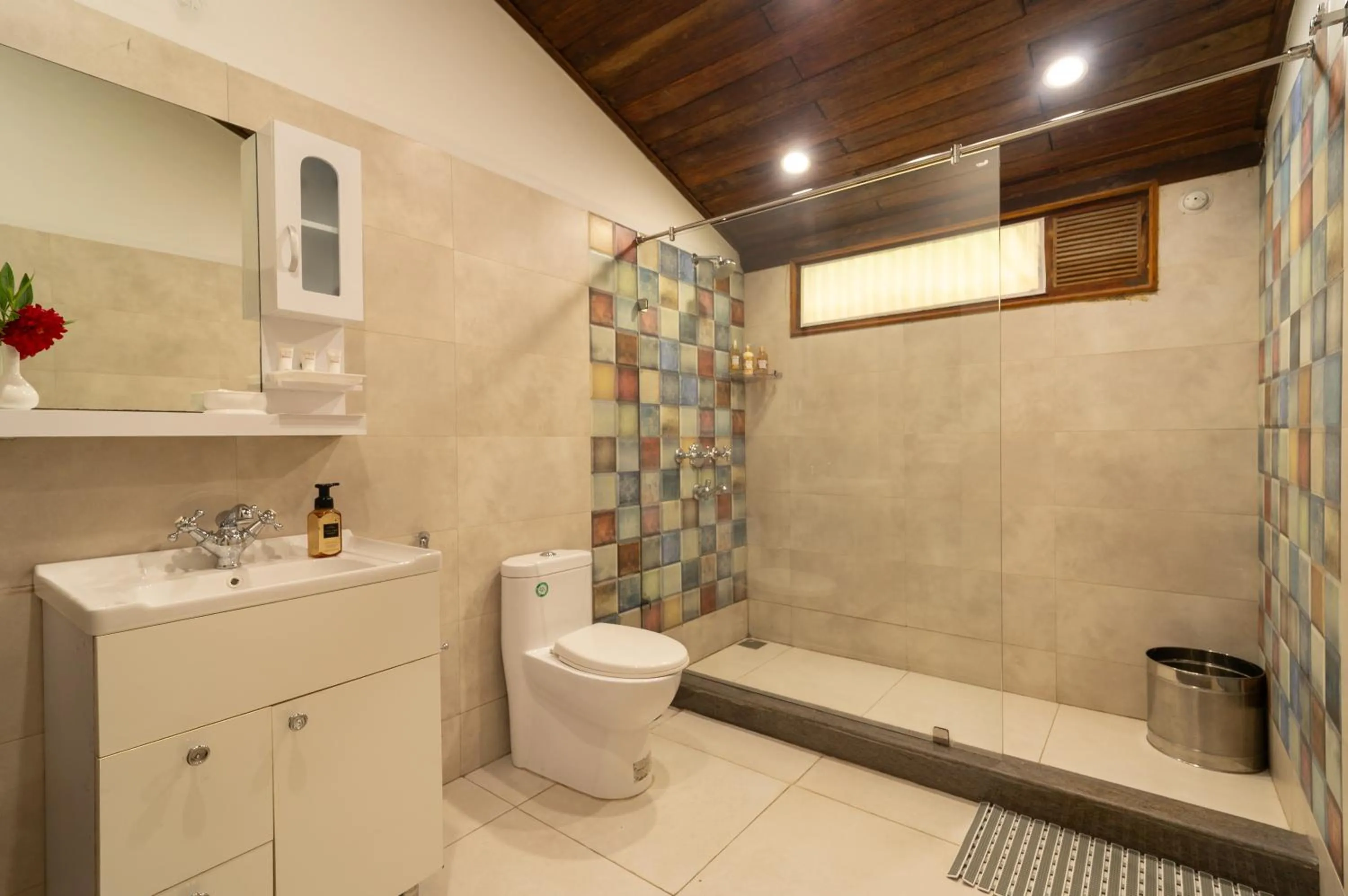 Bathroom in Vikram Vintage Inn