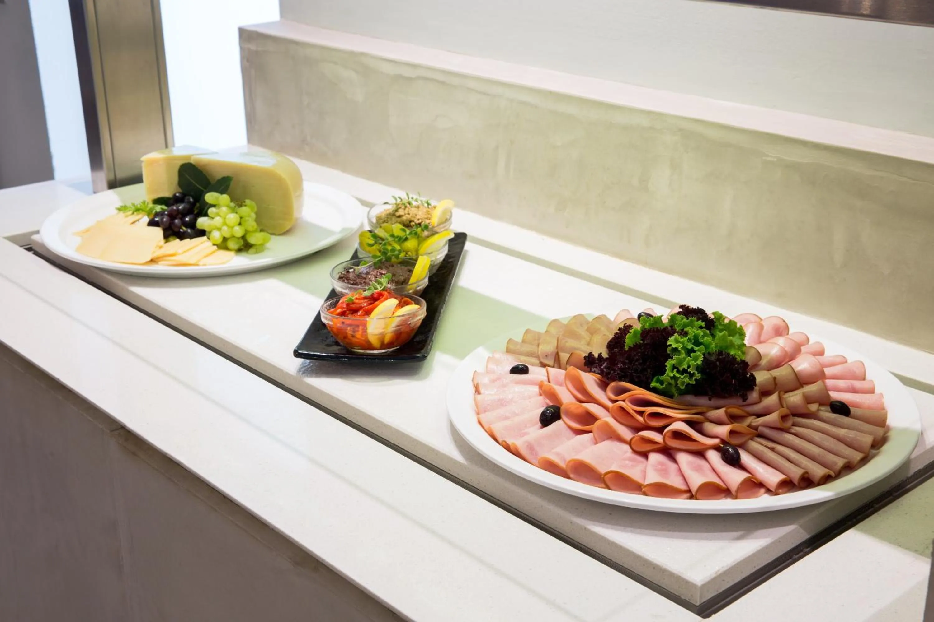 Blue Sky City Beach Hotel