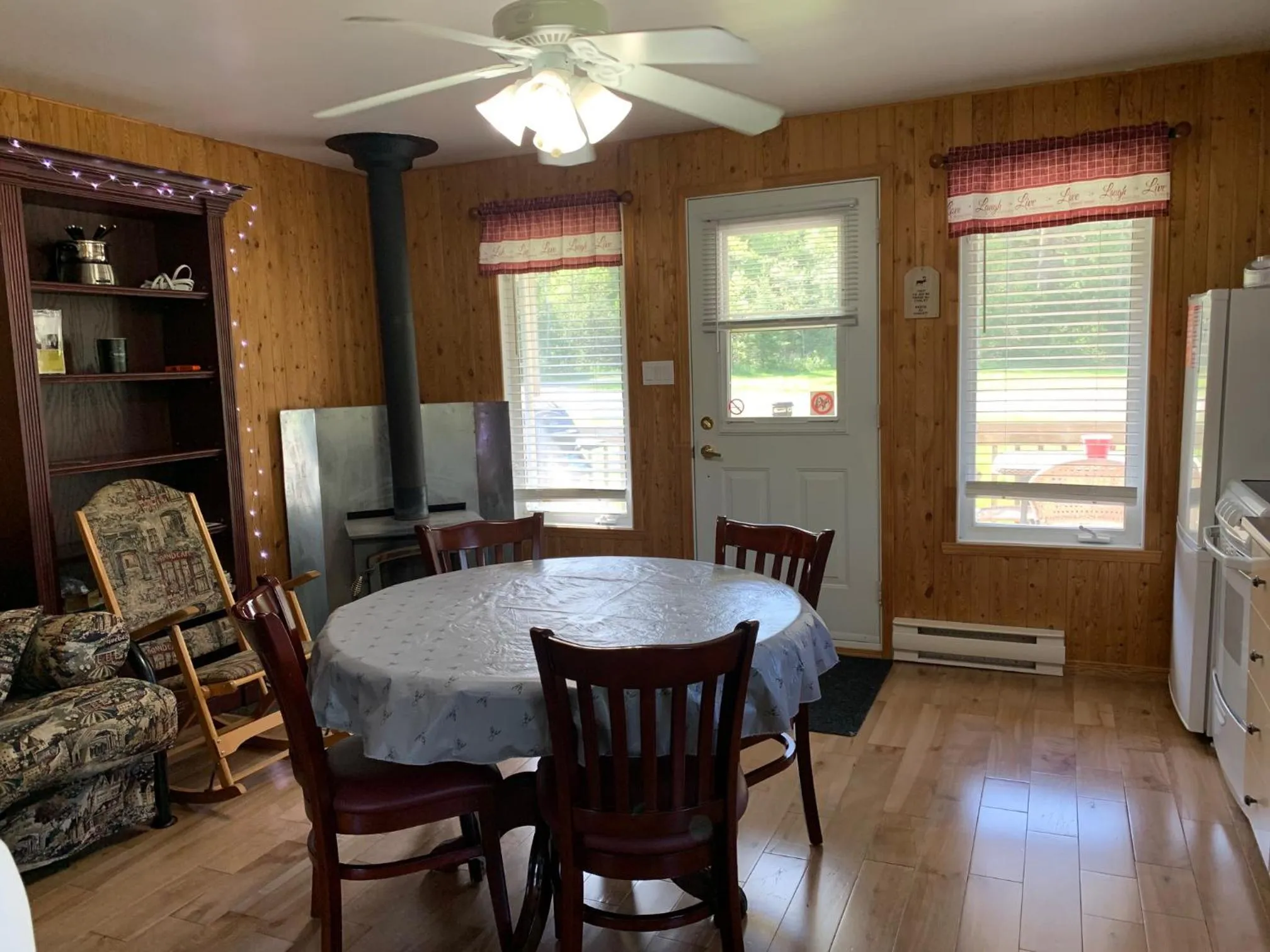 Camping Chalets Spas Pignons Rouges