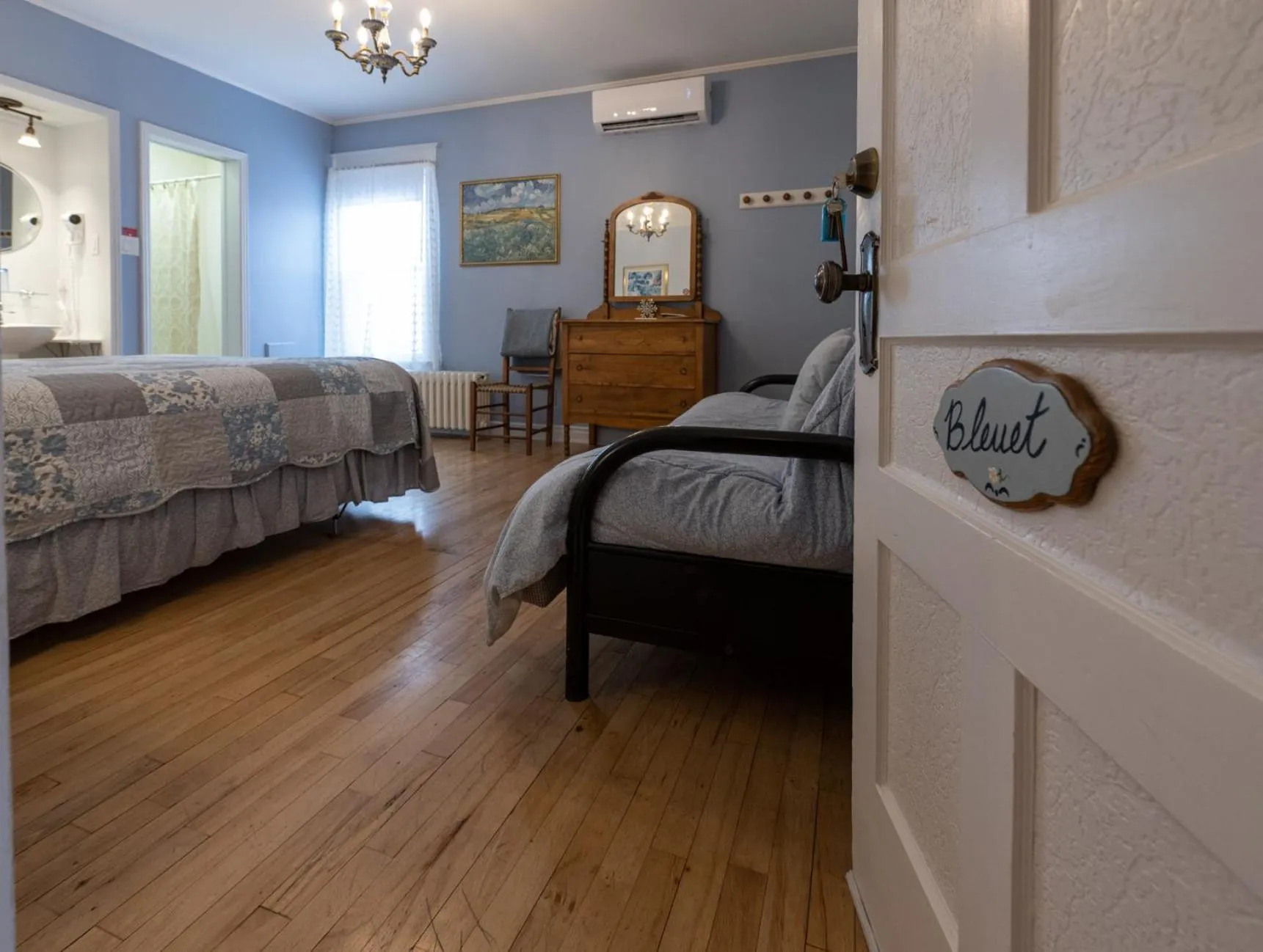 Bedroom, Bed in À Tout Venant B&B