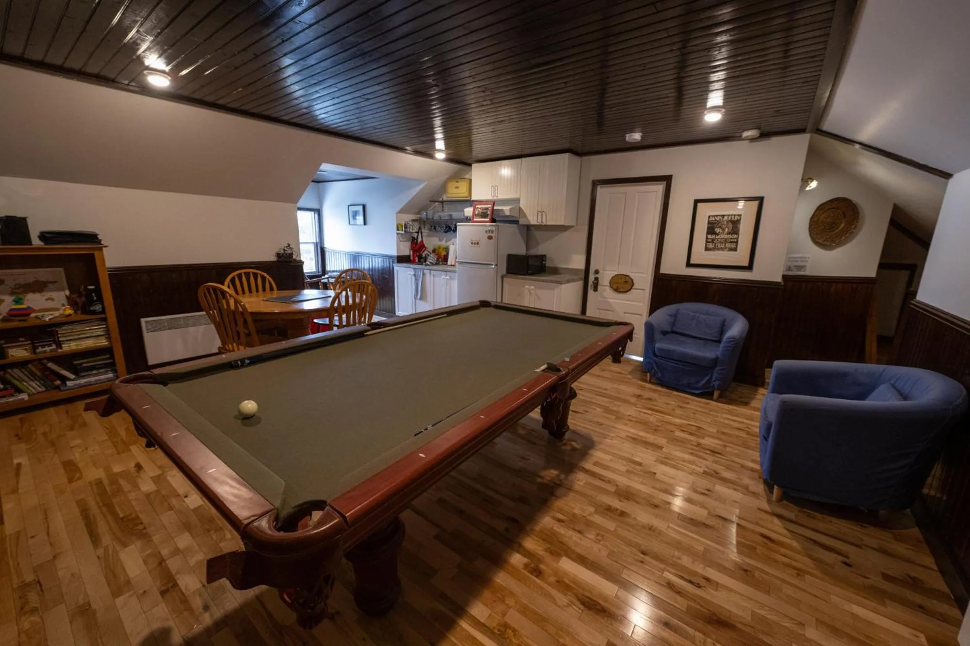 Billiard in À Tout Venant B&B