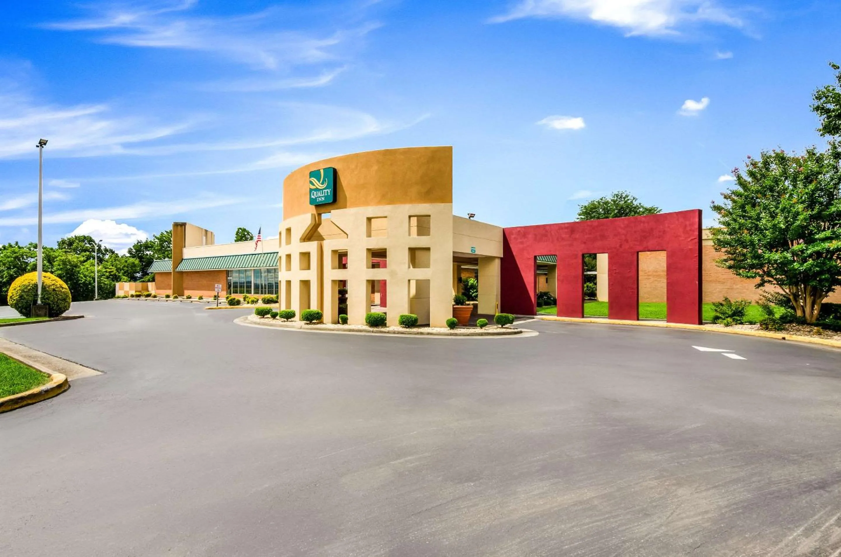 Property building in Quality Inn Roanoke Airport