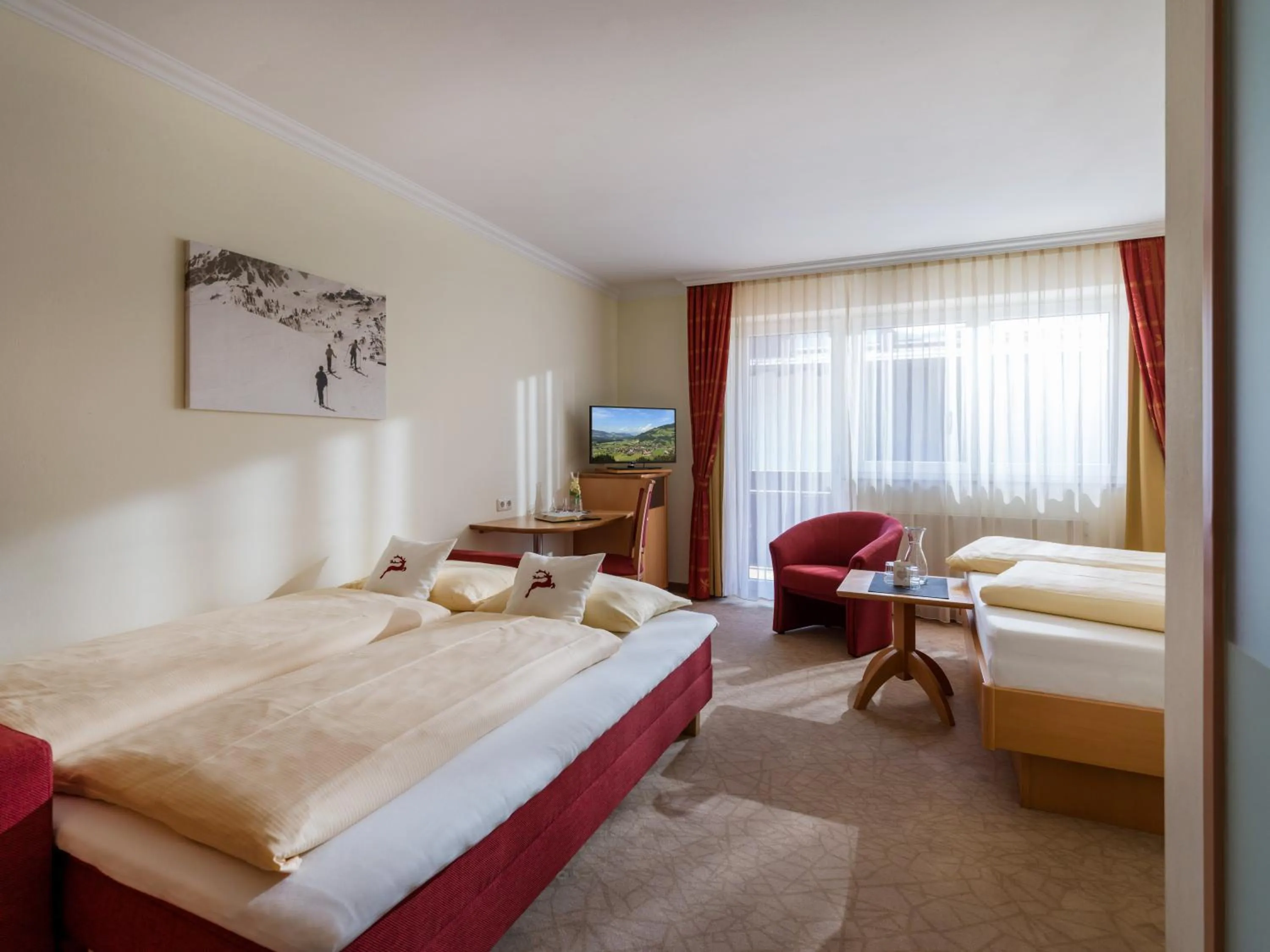 Photo of the whole room, Bed in Hotel Glockenstuhl