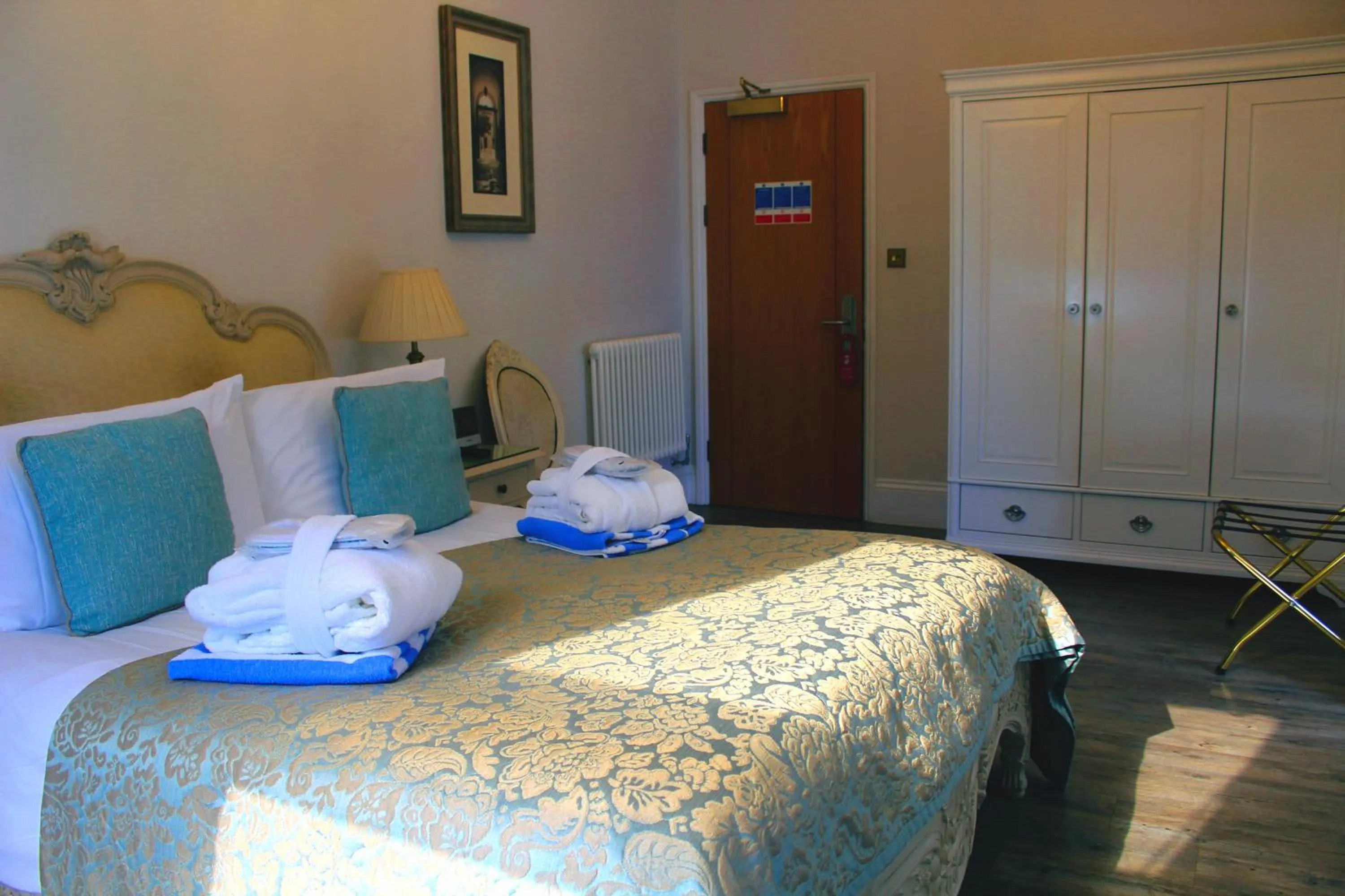 Bed in La Haule Manor