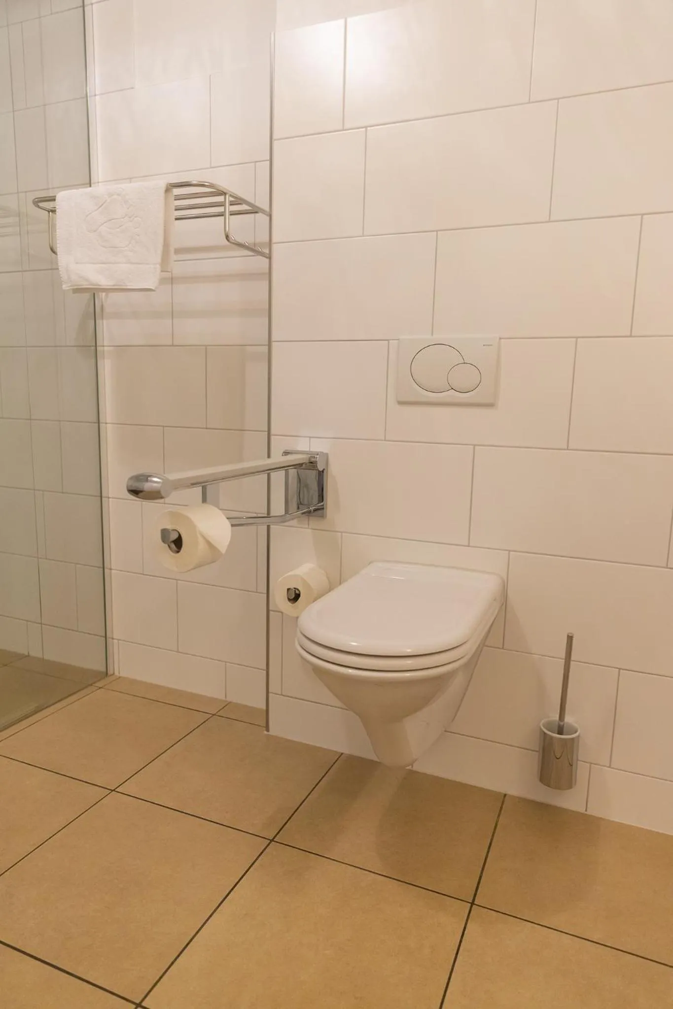 Toilet in Boardinghouse HOME - adults only -