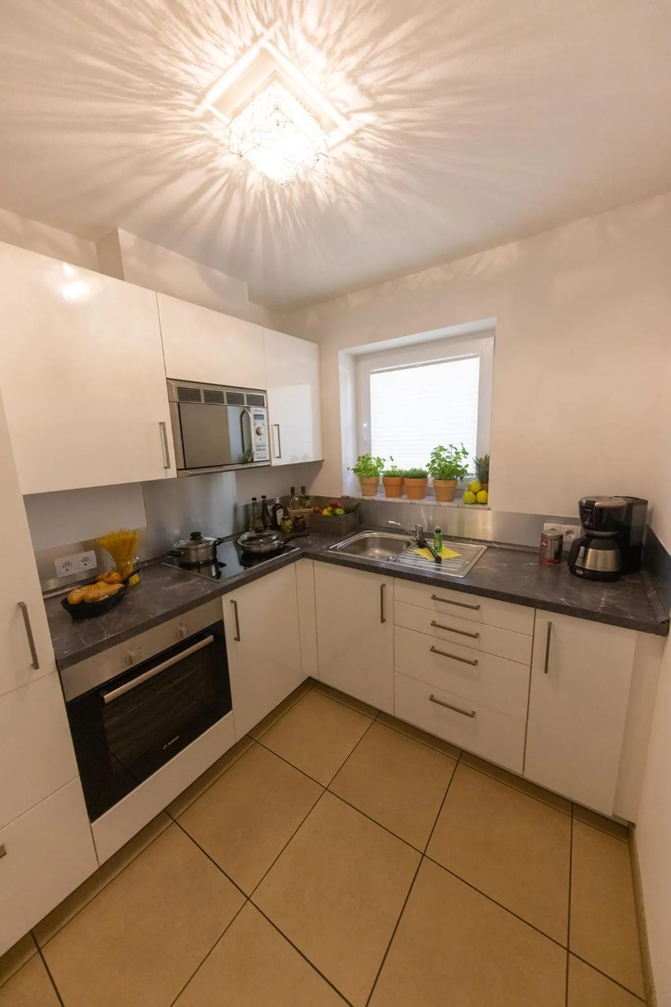 Boardinghouse HOME - adults only -