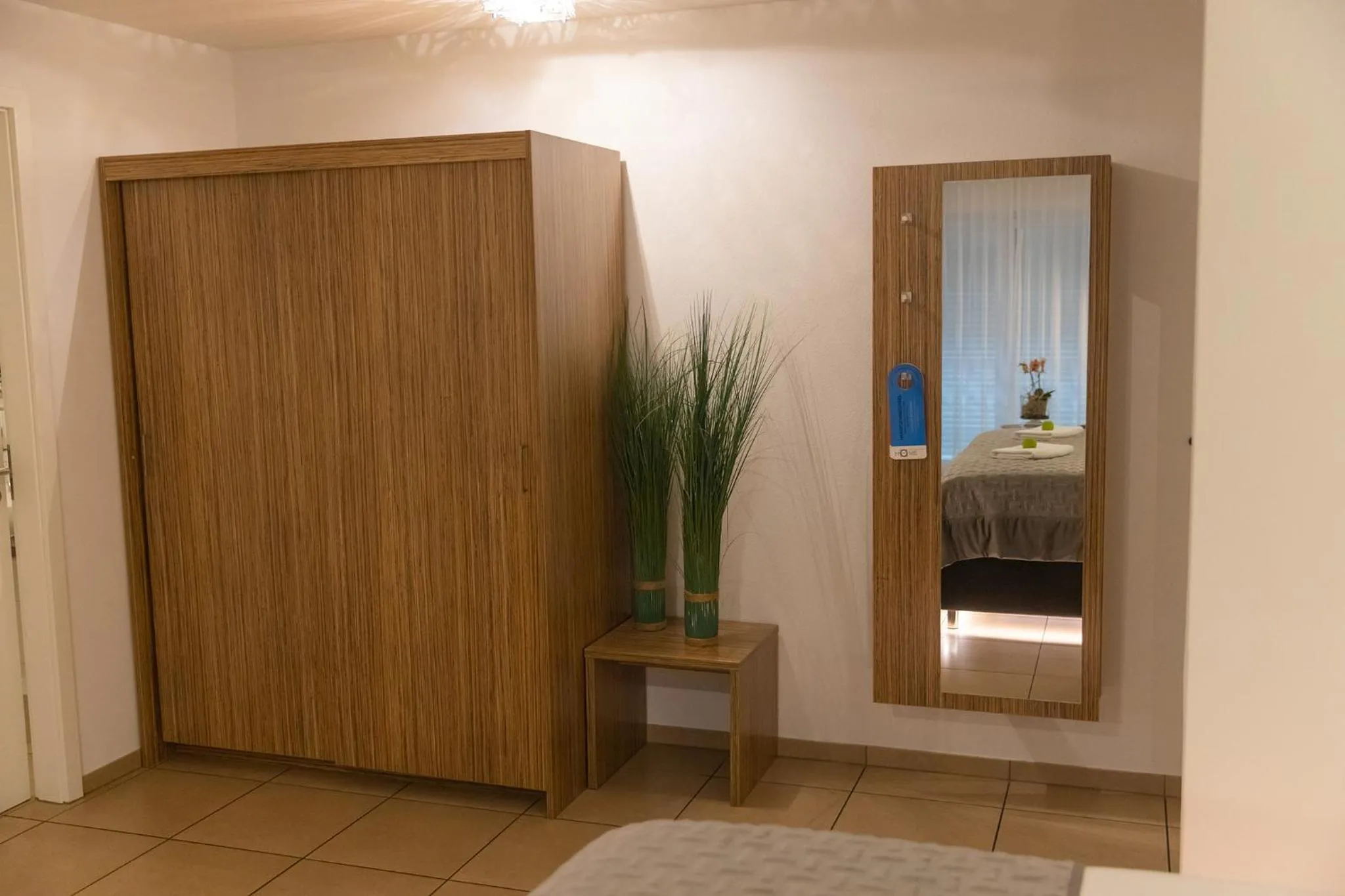 wardrobe in Boardinghouse HOME - adults only -