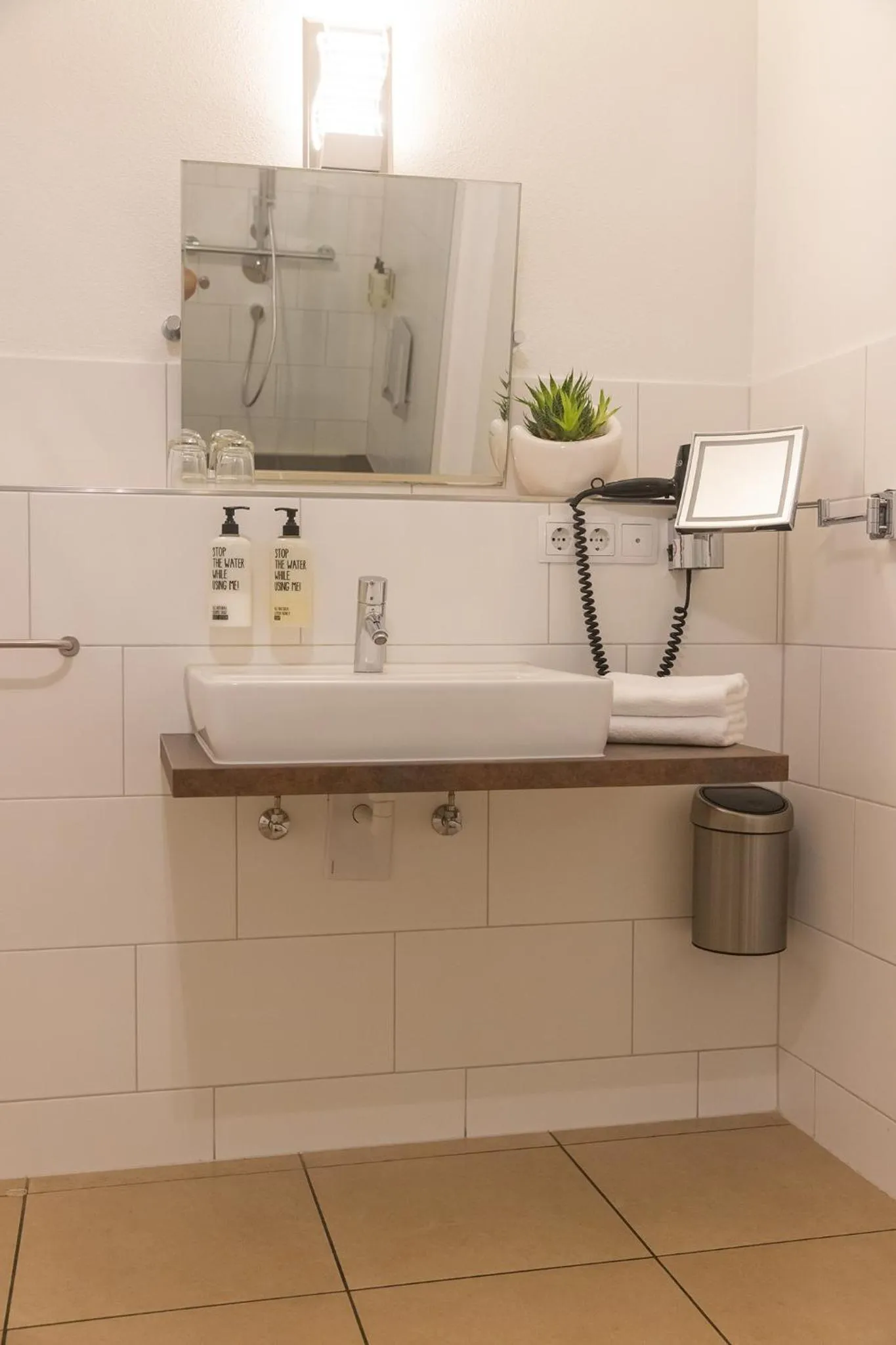 Bathroom in Boardinghouse HOME - adults only -