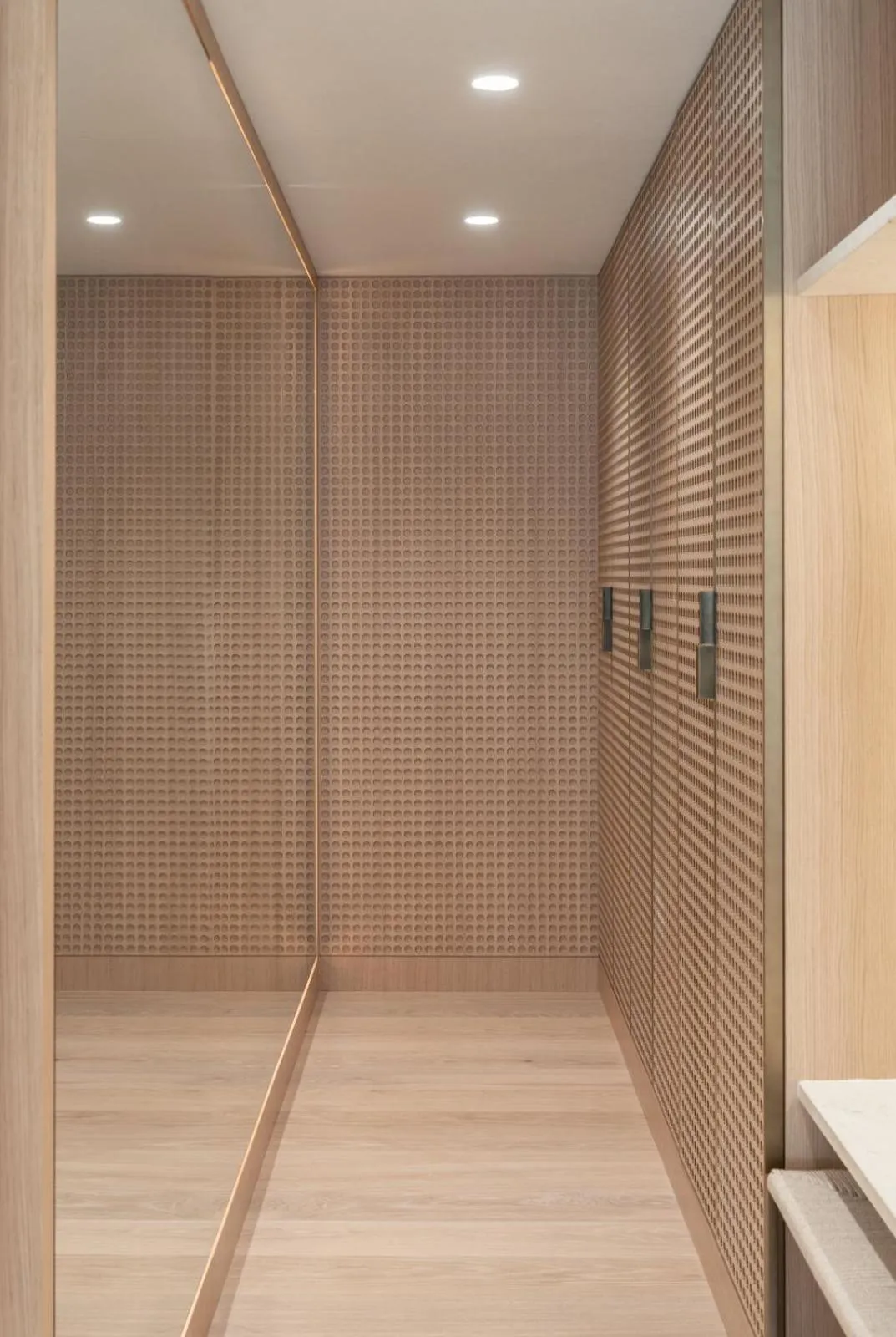 wardrobe in Villa Dubrovnik