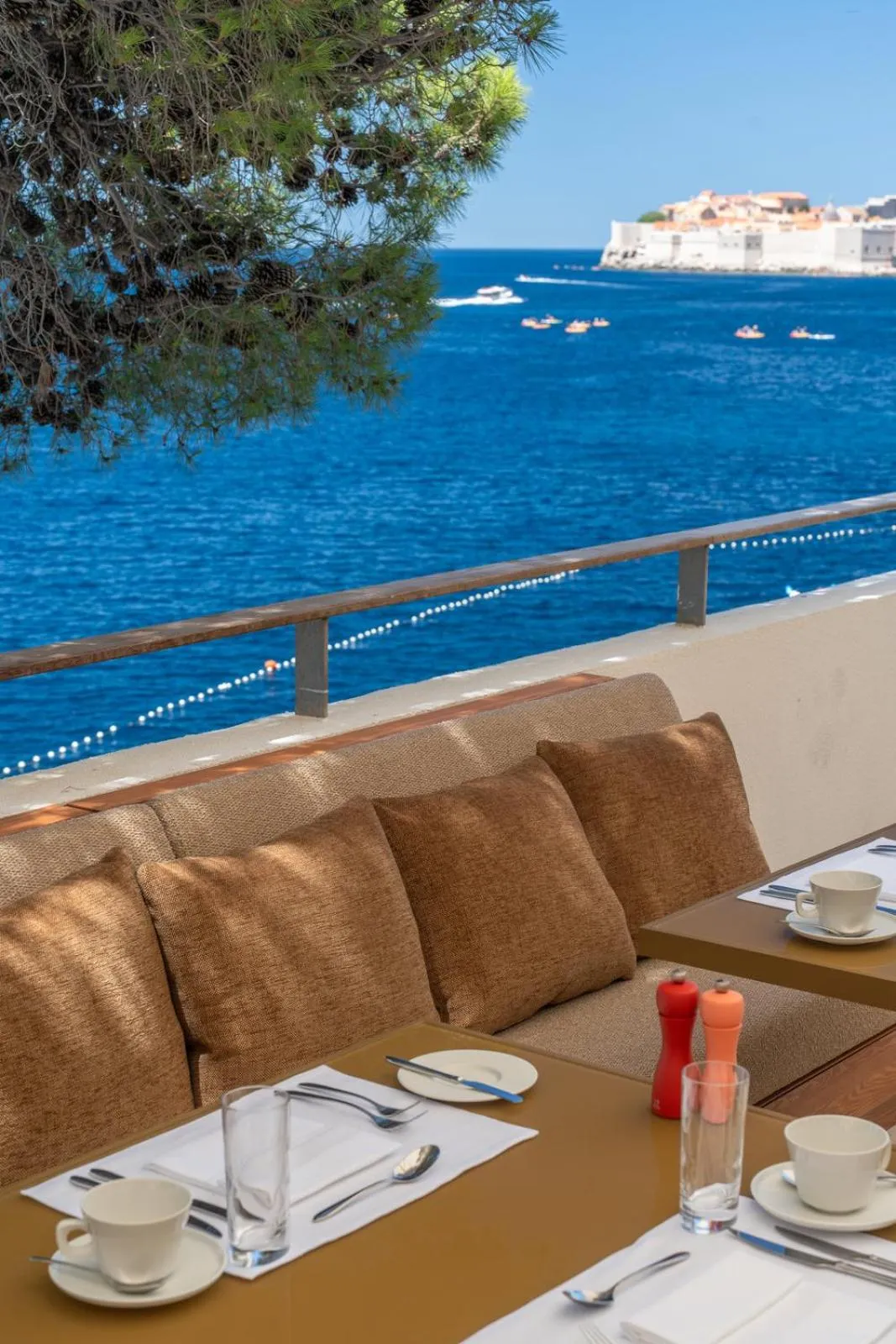 Restaurant/places to eat in Villa Dubrovnik