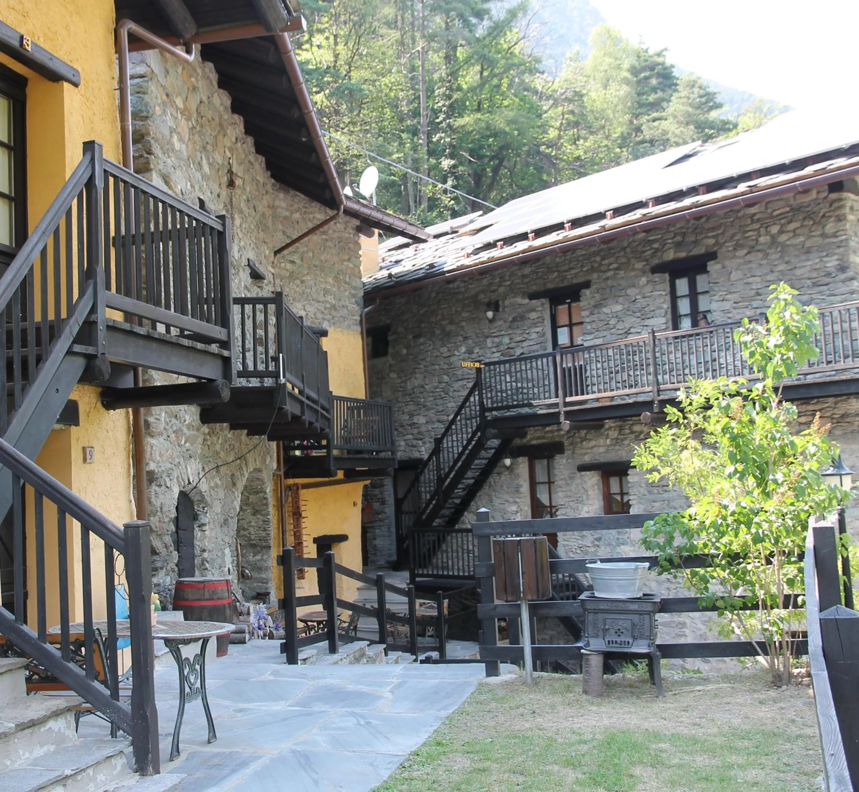 Property building in Residence Covalou